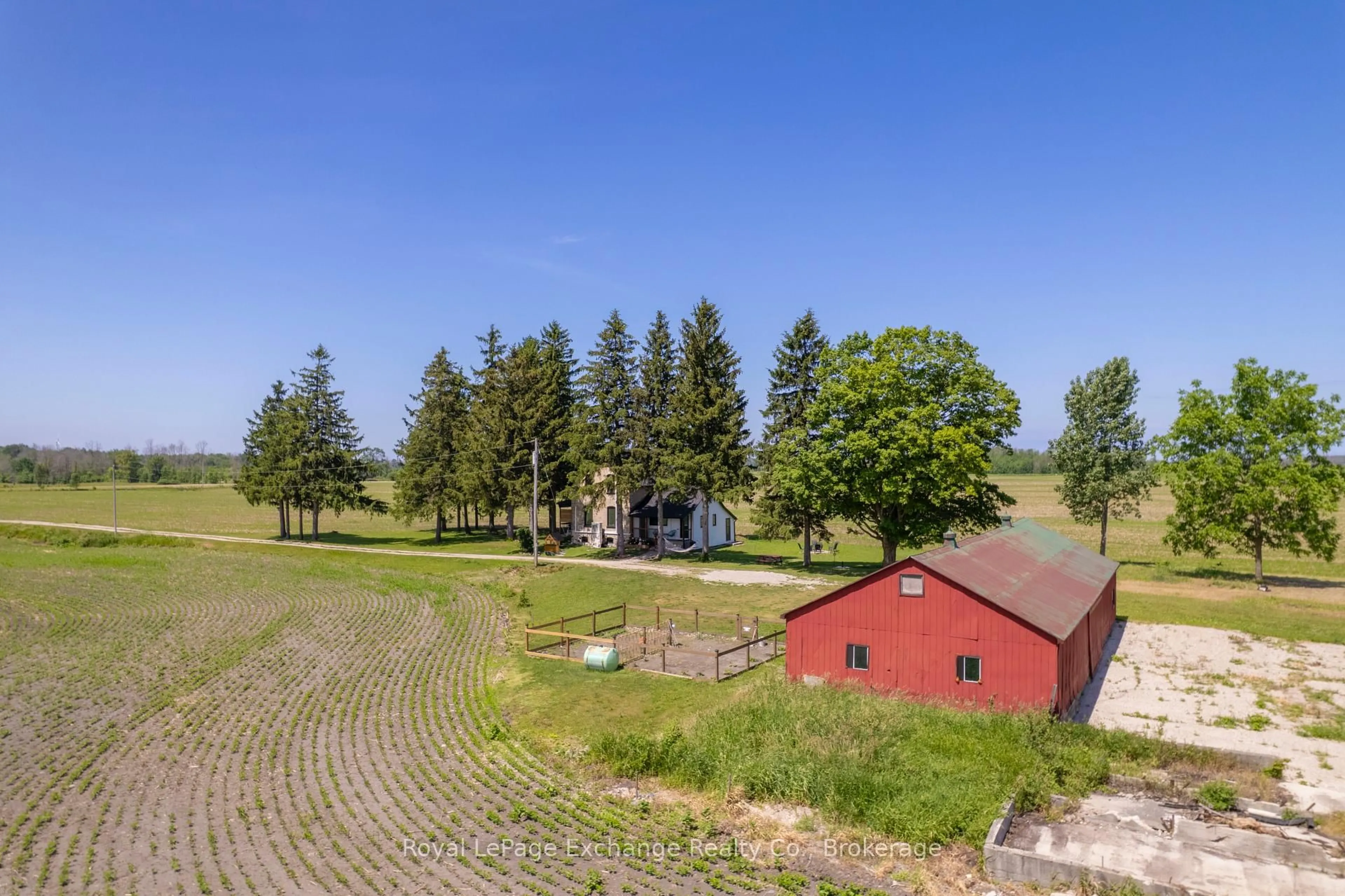 A pic from outside/outdoor area/front of a property/back of a property/a pic from drone, unknown for 708 Concession 2 Concession, Kincardine Ontario N0G 2T0