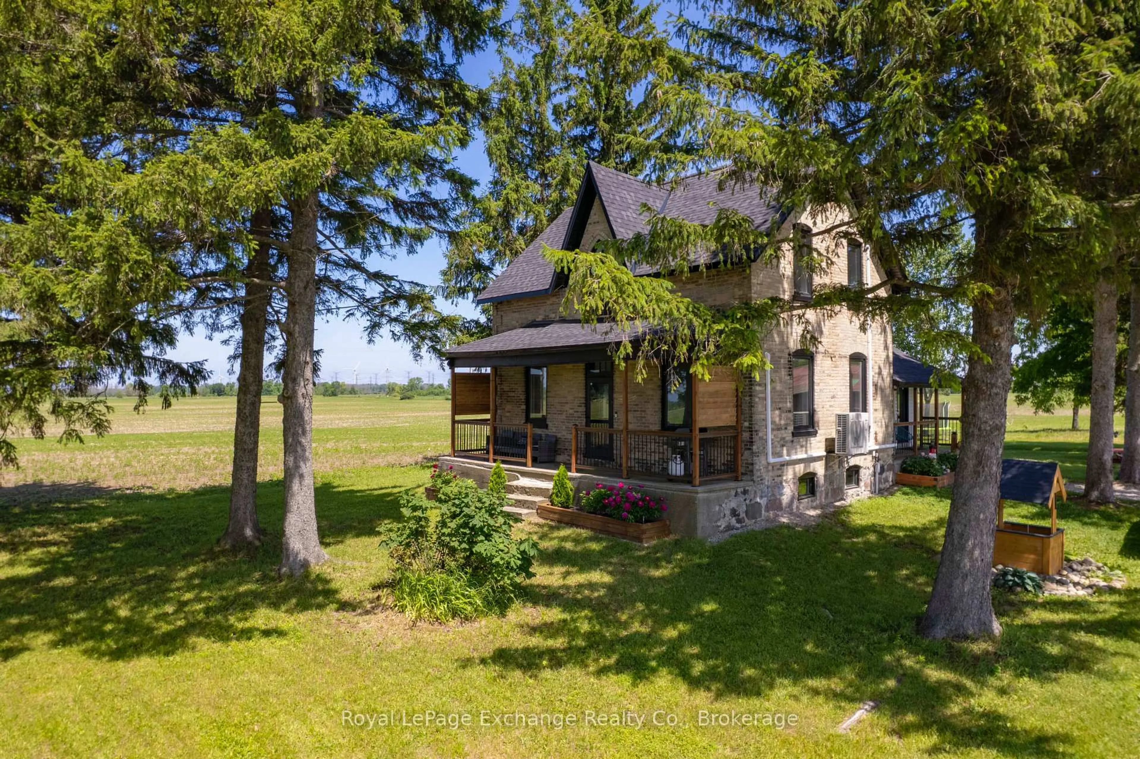 A pic from outside/outdoor area/front of a property/back of a property/a pic from drone, building for 708 Concession 2 Concession, Kincardine Ontario N0G 2T0