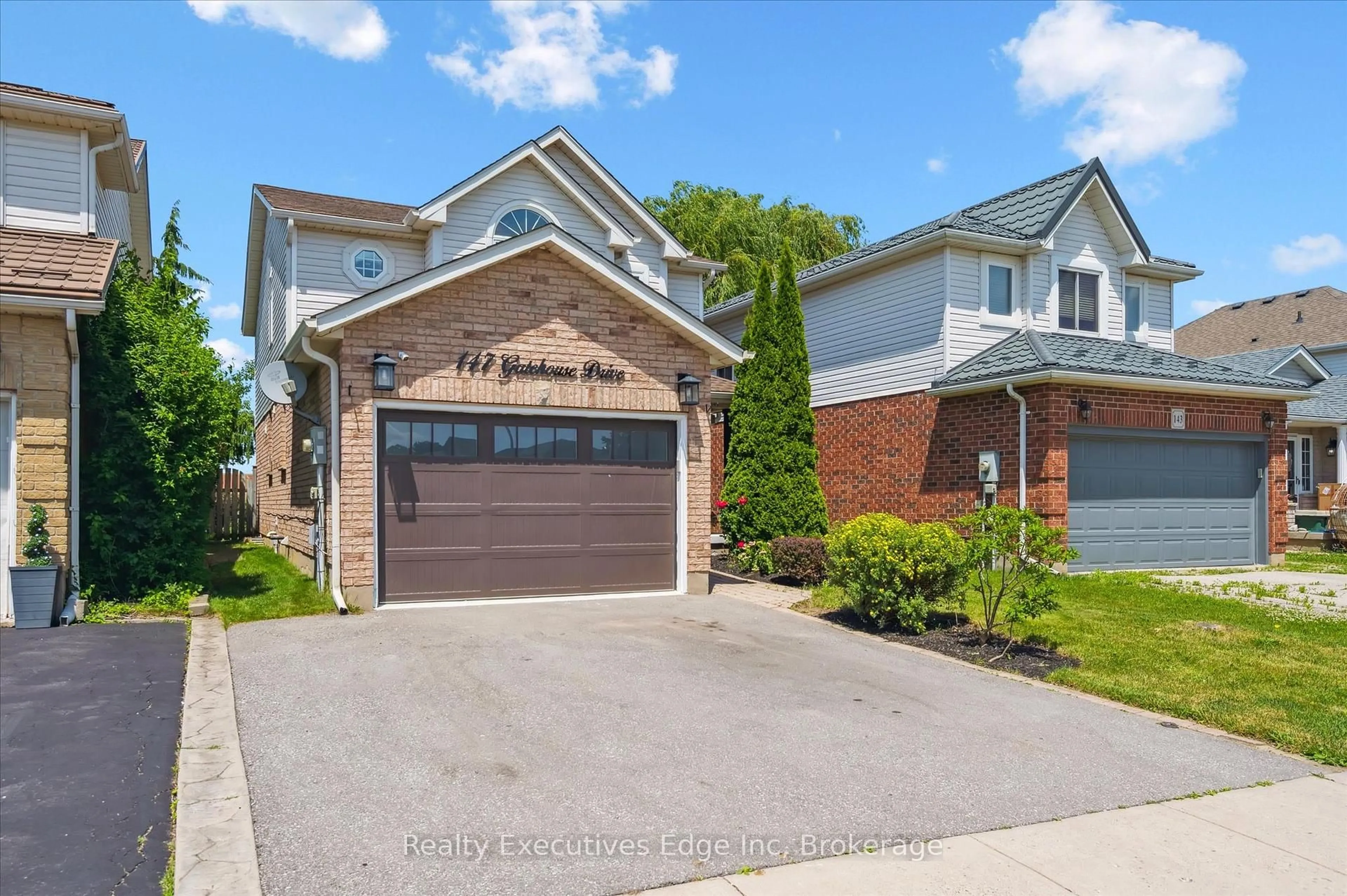 Home with brick exterior material, street for 147 Gatehouse Dr, Cambridge Ontario N1P 1E5