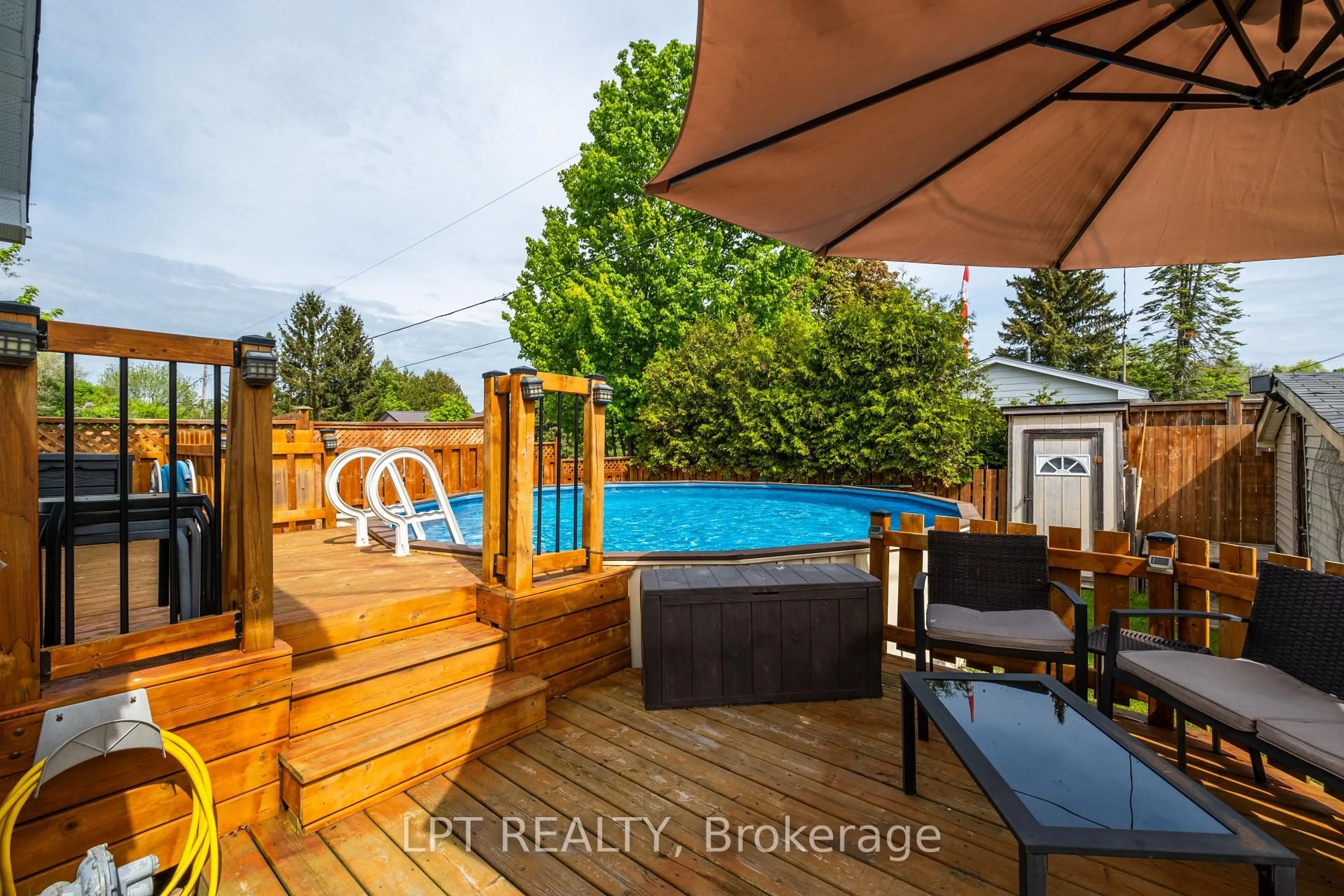 Pool for 3 Deerfield St, Loyalist Ontario K7N 1P5