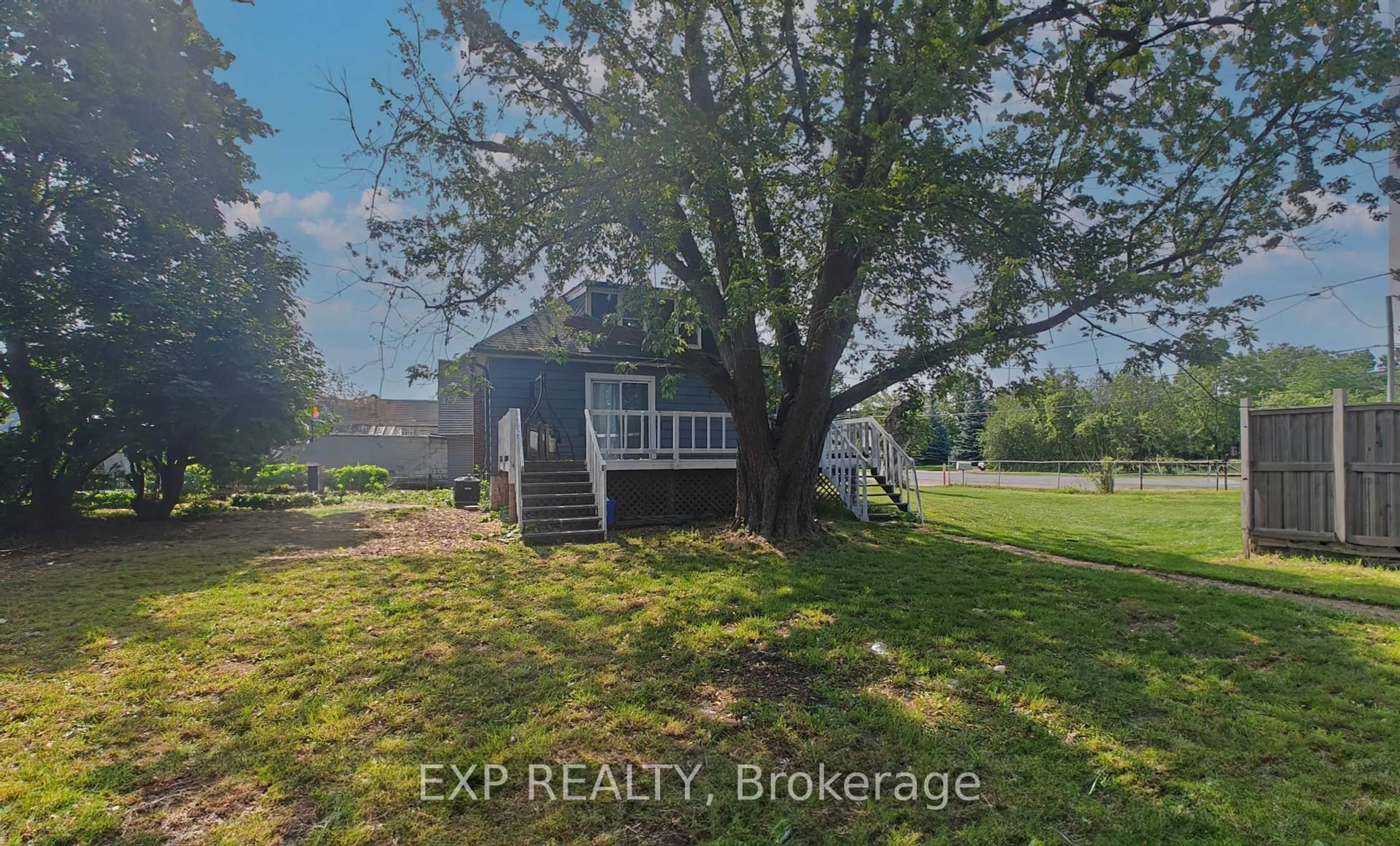 A pic from outside/outdoor area/front of a property/back of a property/a pic from drone, water/lake/river/ocean view for 719 Barton St, Hamilton Ontario L8E 5L7