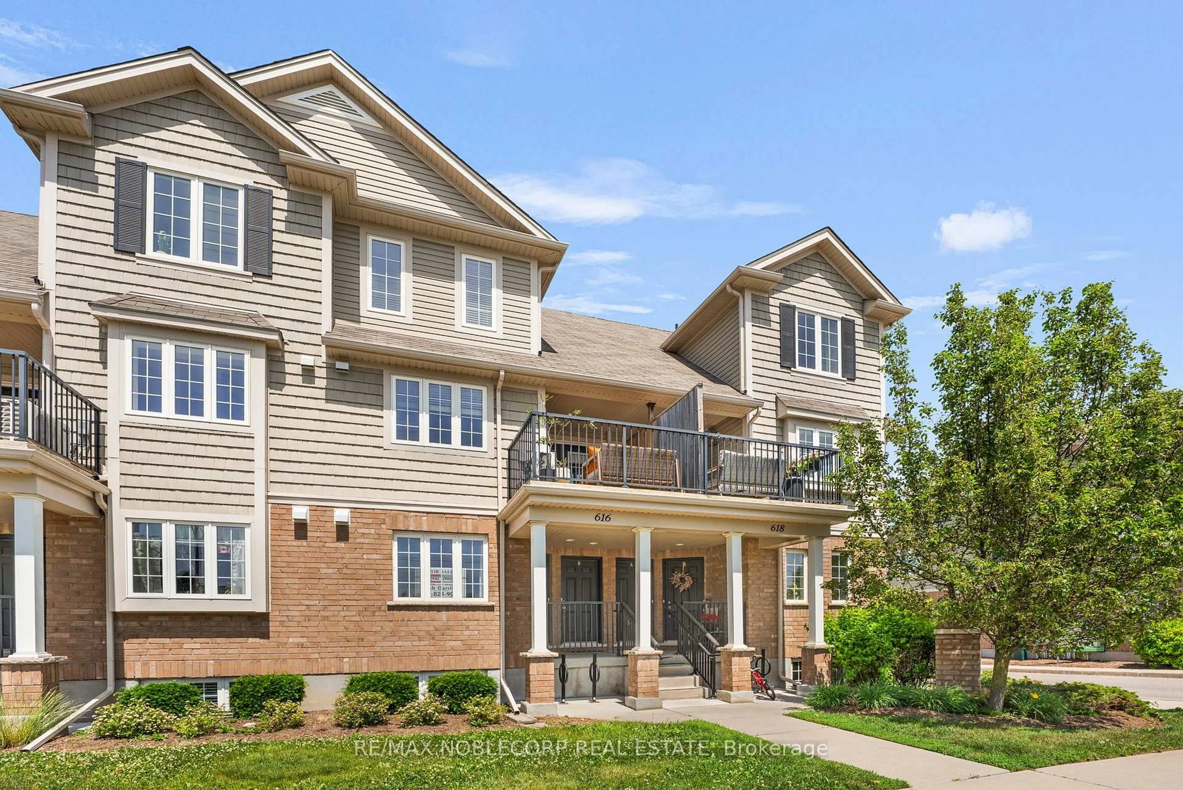 Home with brick exterior material, unknown for 616 Woodlawn Rd #B, Guelph Ontario N1E 0K4
