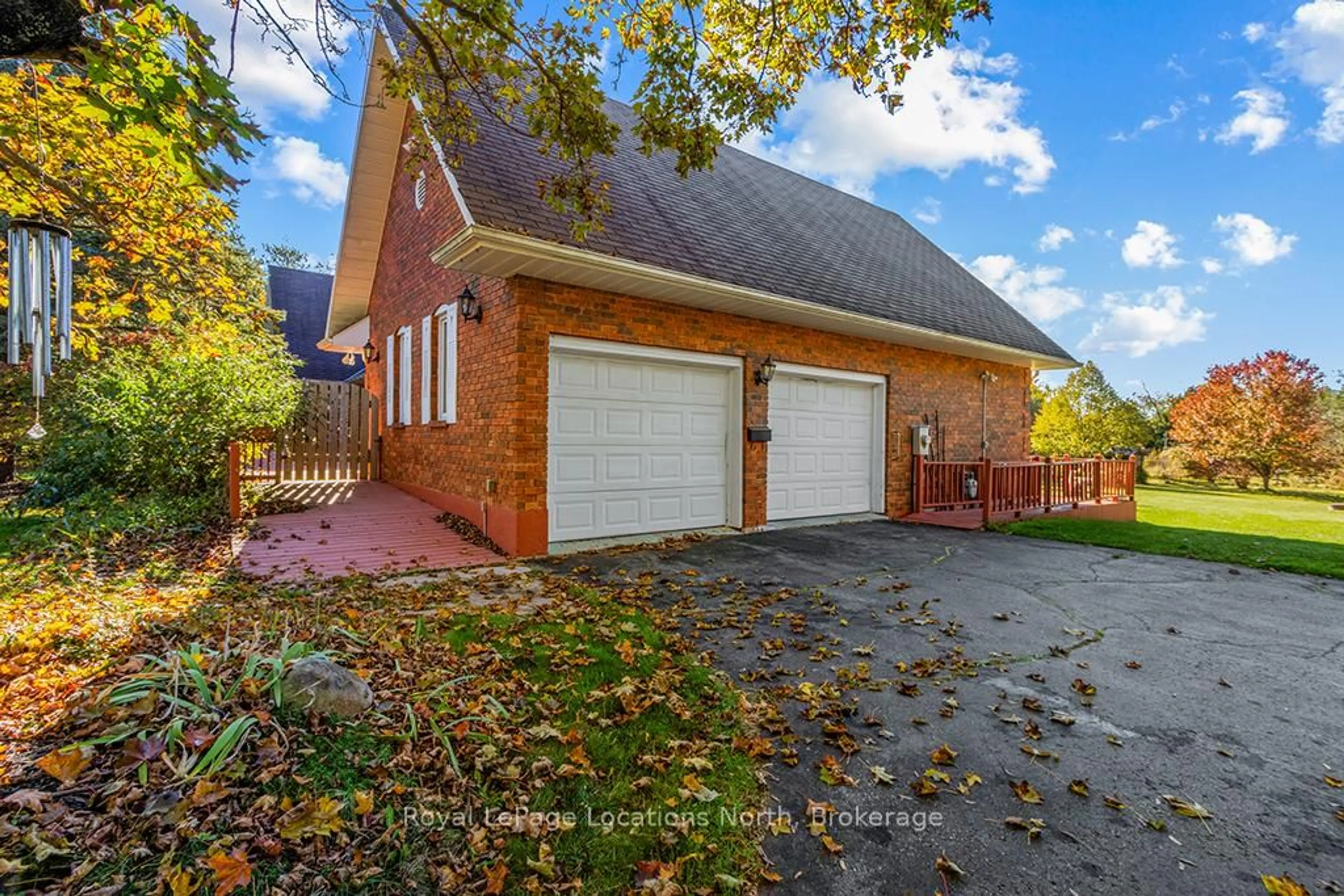 Home with brick exterior material, street for 25 Pine Ridge Rd, Erin Ontario N0B 1T0