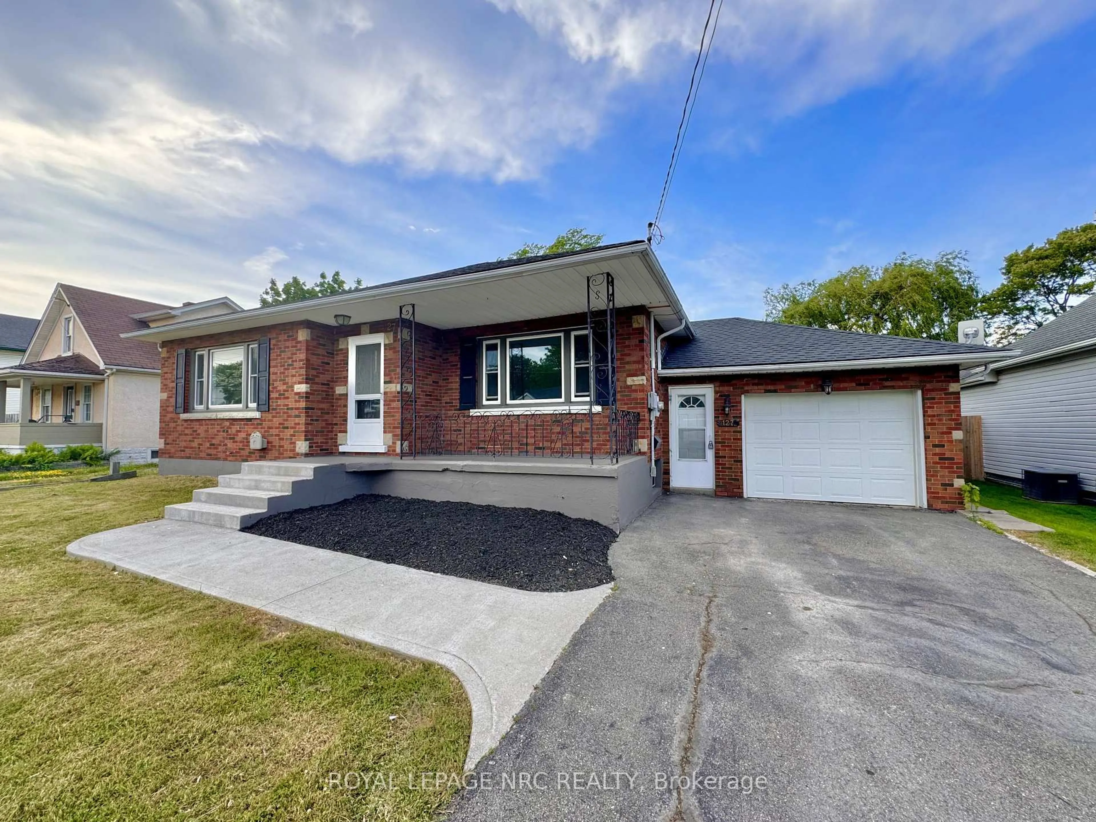 Home with brick exterior material, street for 127 Borden Ave, Port Colborne Ontario L3K 3Z6