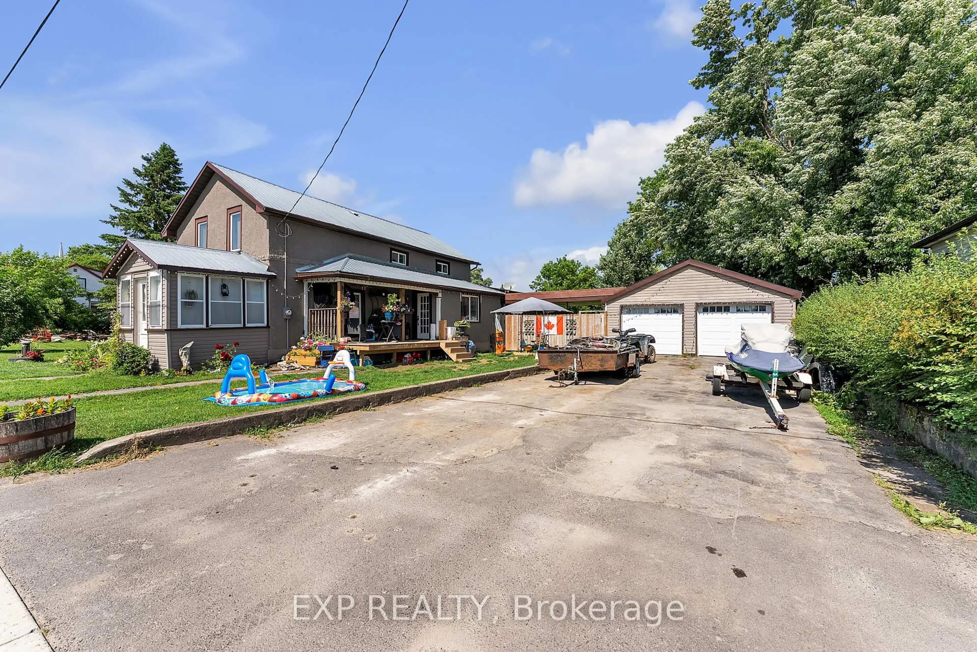 A pic from outside/outdoor area/front of a property/back of a property/a pic from drone, street for 113 Pleasant Dr, Greater Napanee Ontario K0K 2Z0