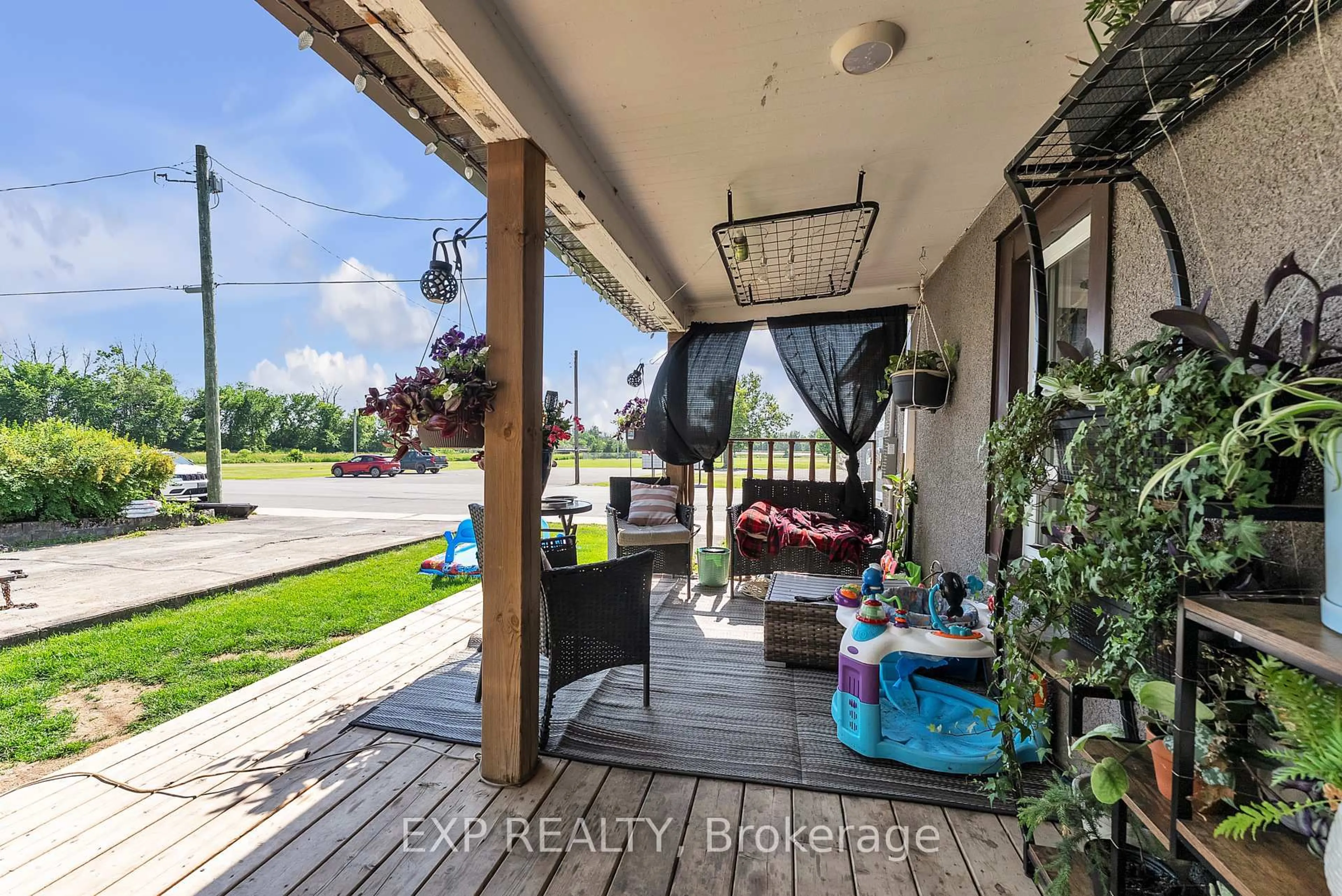 Patio, street for 113 Pleasant Dr, Greater Napanee Ontario K0K 2Z0