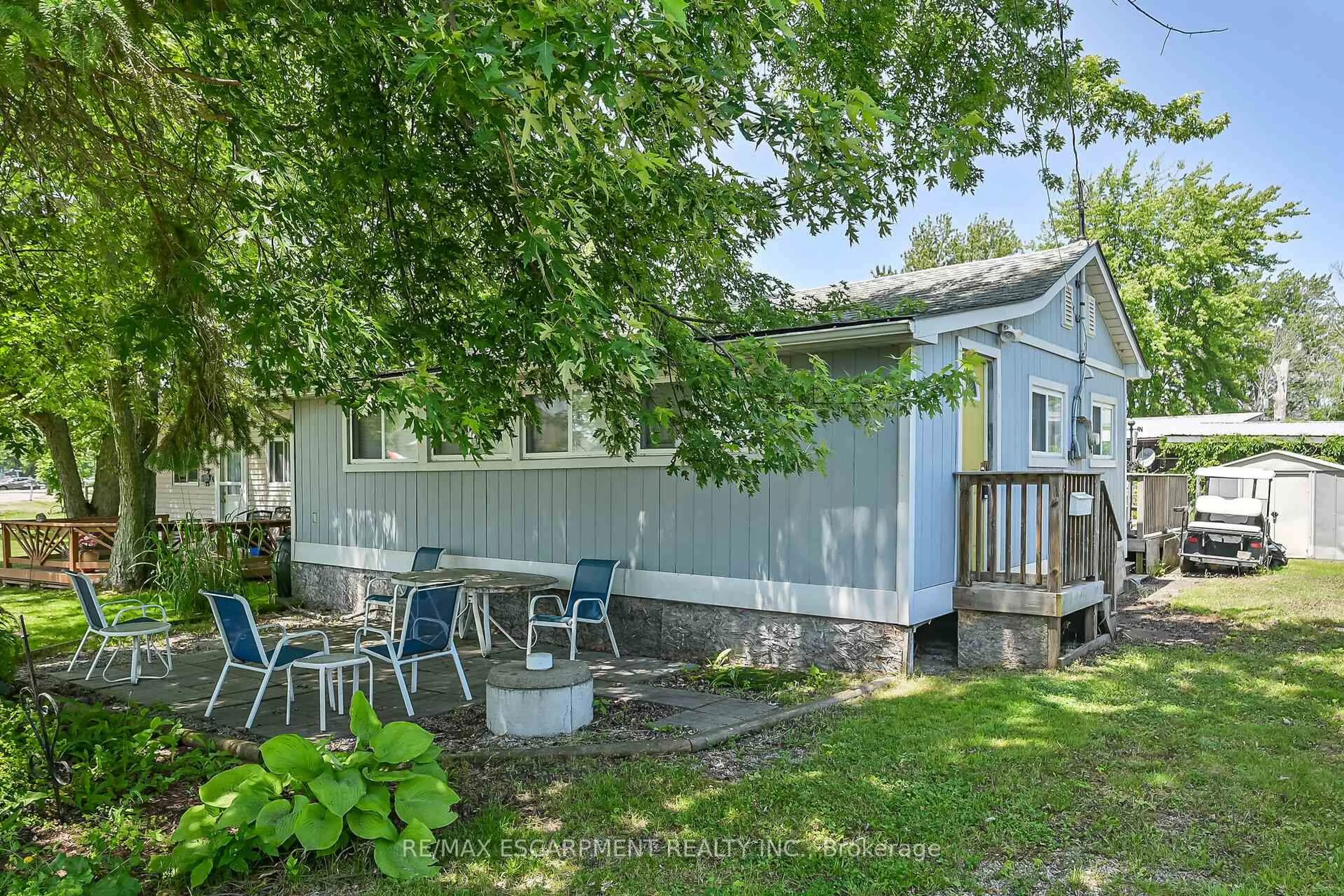 Patio, water/lake/river/ocean view for 1041 Lakeshore Rd, Haldimand Ontario N0A 1P0