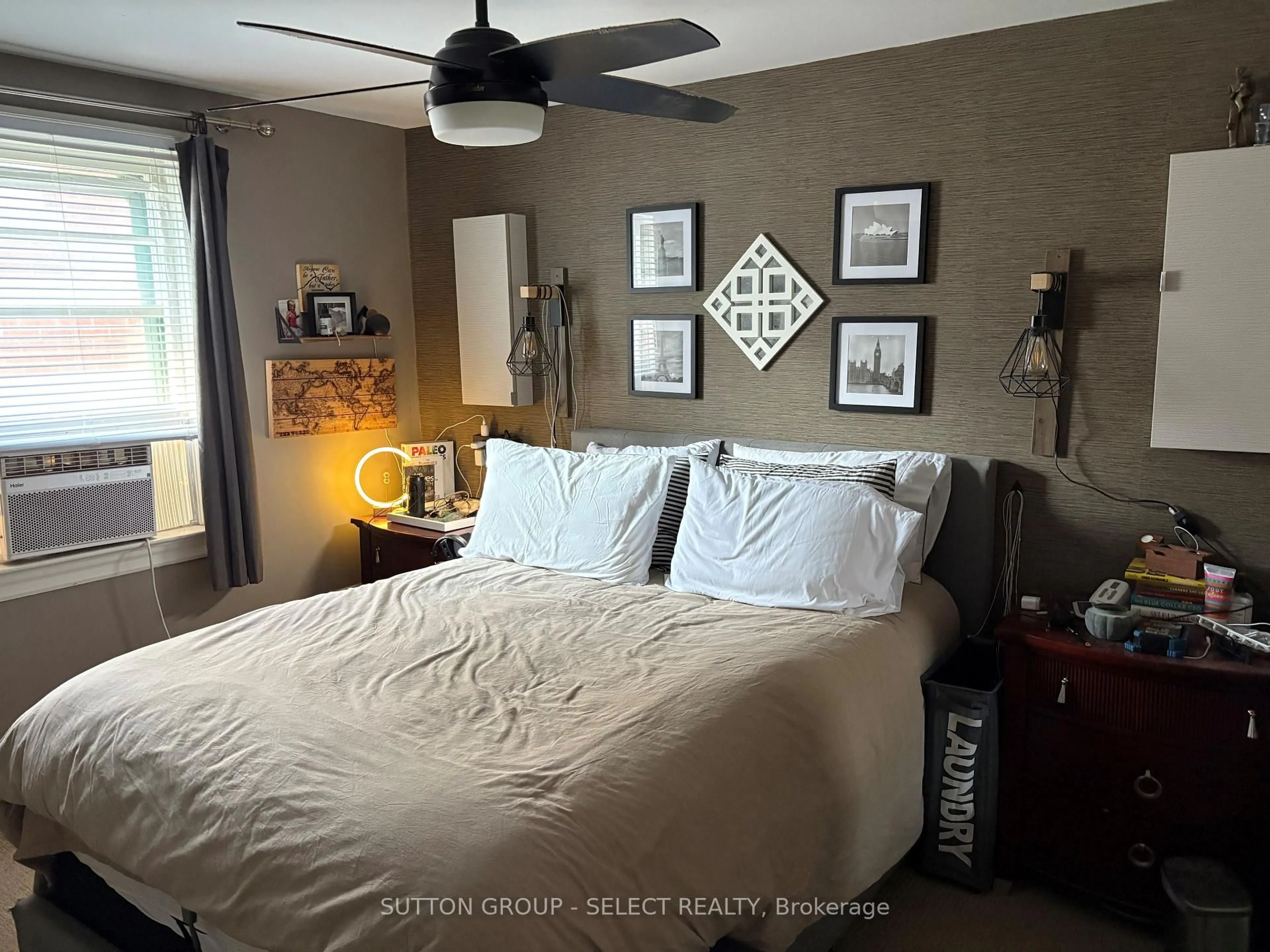 Bedroom with bed, unknown for 369 BOLER Rd, London South Ontario N6K 2K6