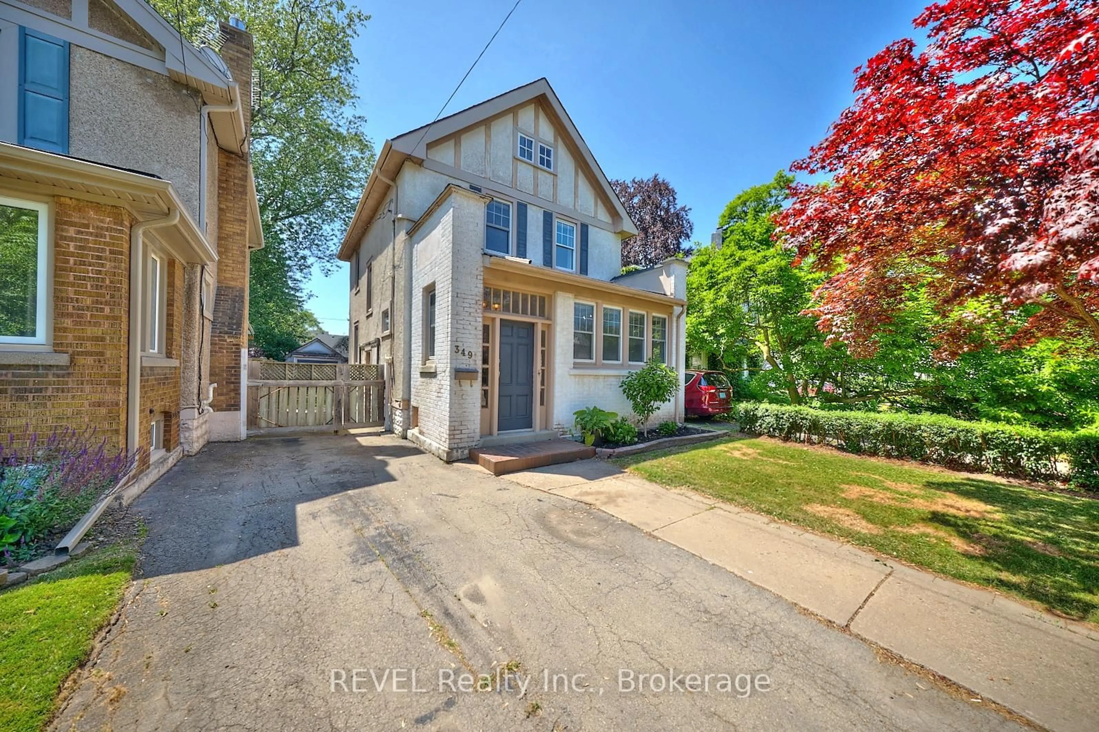 Unknown for 349 Niagara St, Welland Ontario L3C 1K8