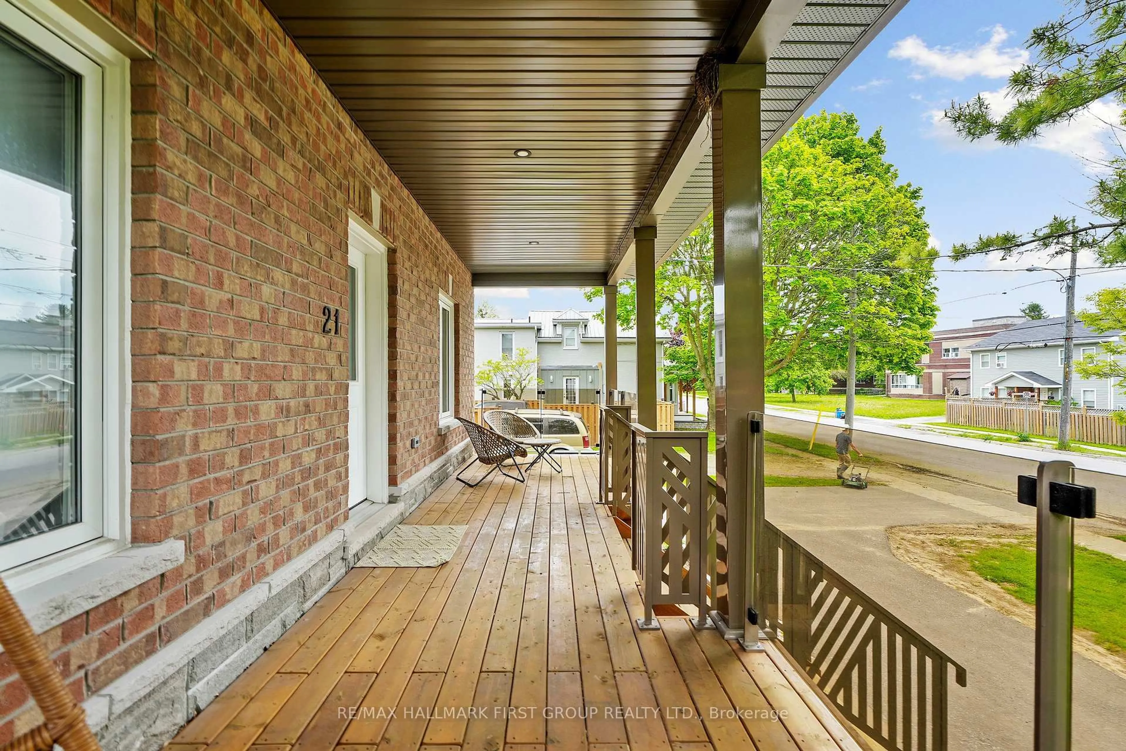 Patio, street for 21 Hope St, Port Hope Ontario L1A 2N4