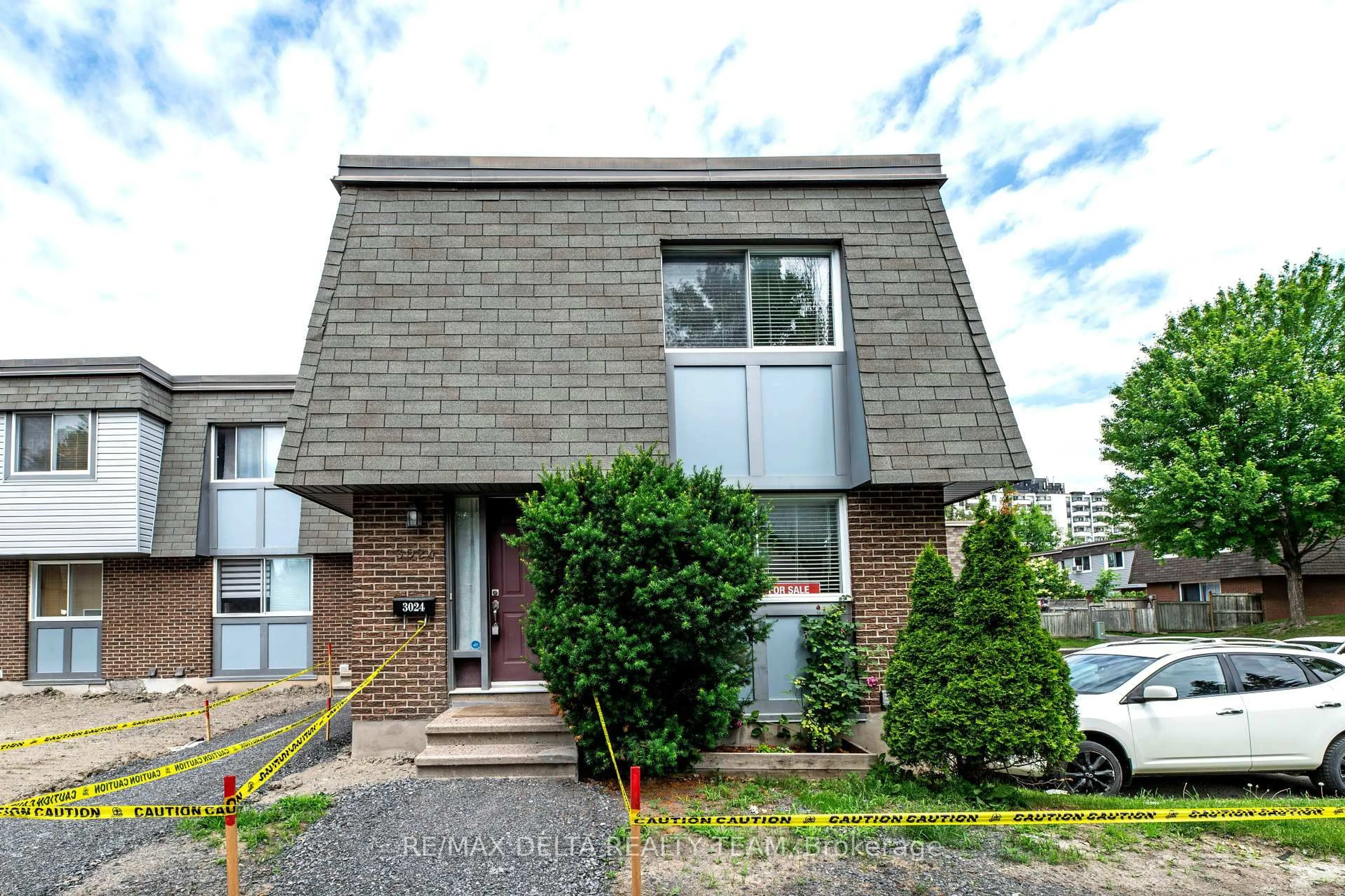 Home with brick exterior material, street for 3024 Fairlea Cres #-, Ottawa Ontario K1V 8T7