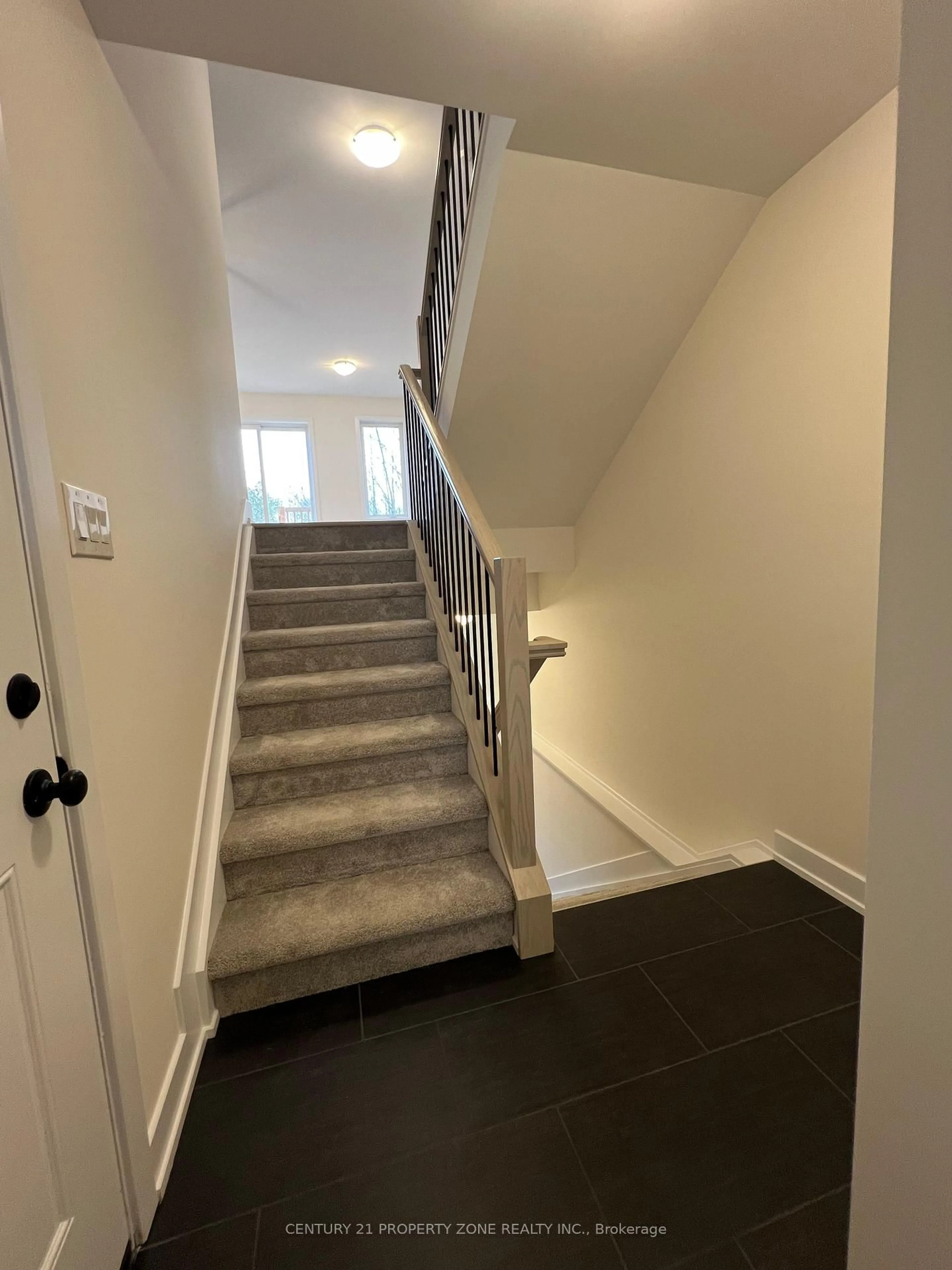 Stairs for 103 Staples Blvd, Smiths Falls Ontario K7A 5B5
