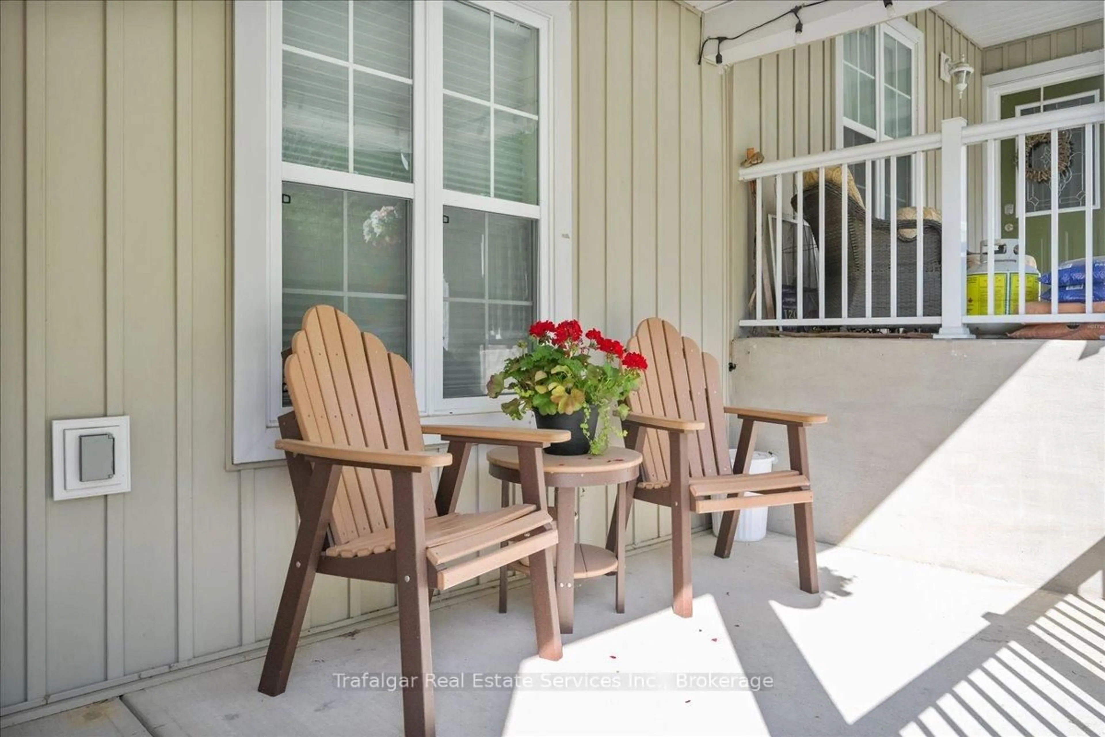 Patio, street for 203 Jolliffe Ave, Guelph/Eramosa Ontario N0B 2K0