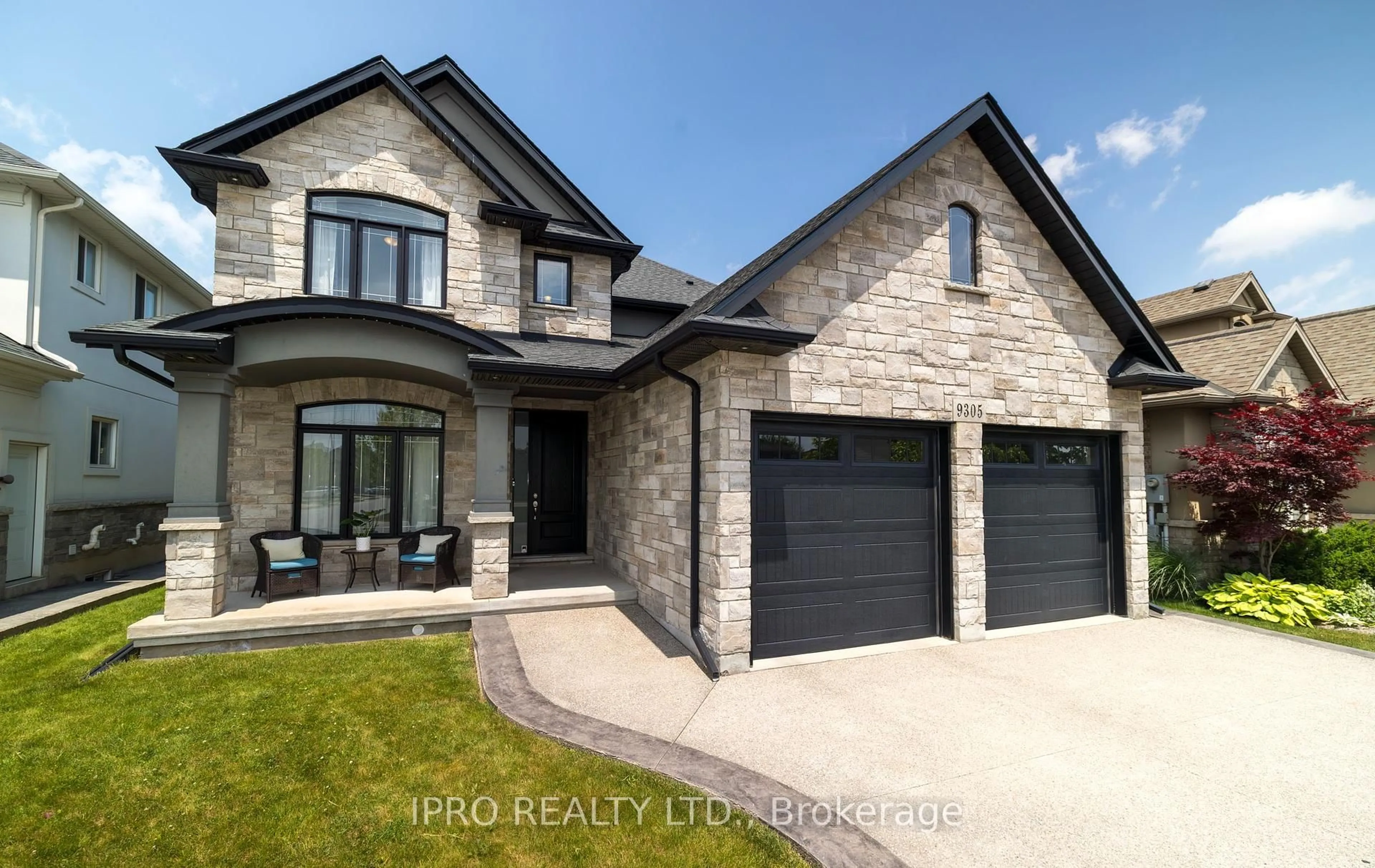 Home with brick exterior material, street for 9305 Eagle Ridge Dr, Niagara Falls Ontario L2H 0G4