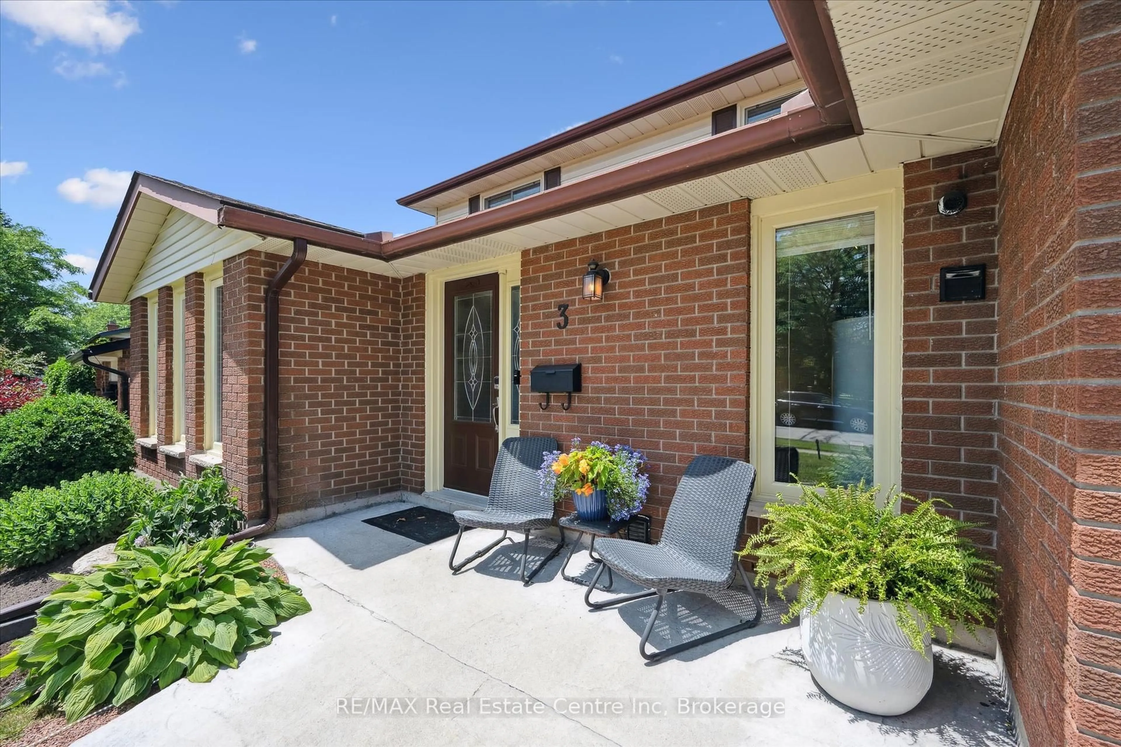 Home with brick exterior material, street for 3 Brombal Dr, Guelph Ontario N1G 4J6