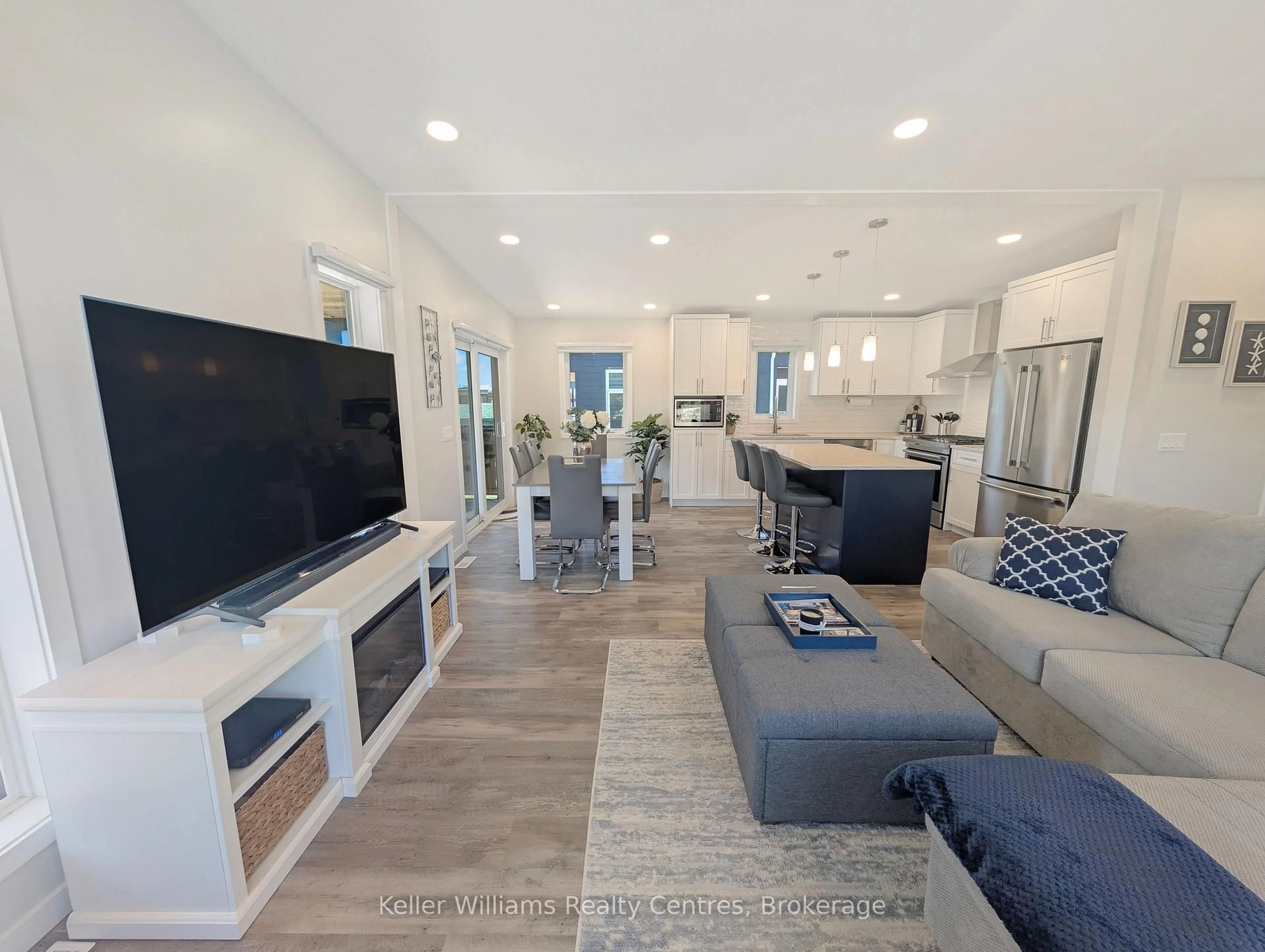 Open concept kitchen, unknown for 5007 Highway 21 Highway #1510, Saugeen Shores Ontario N0H 2C5