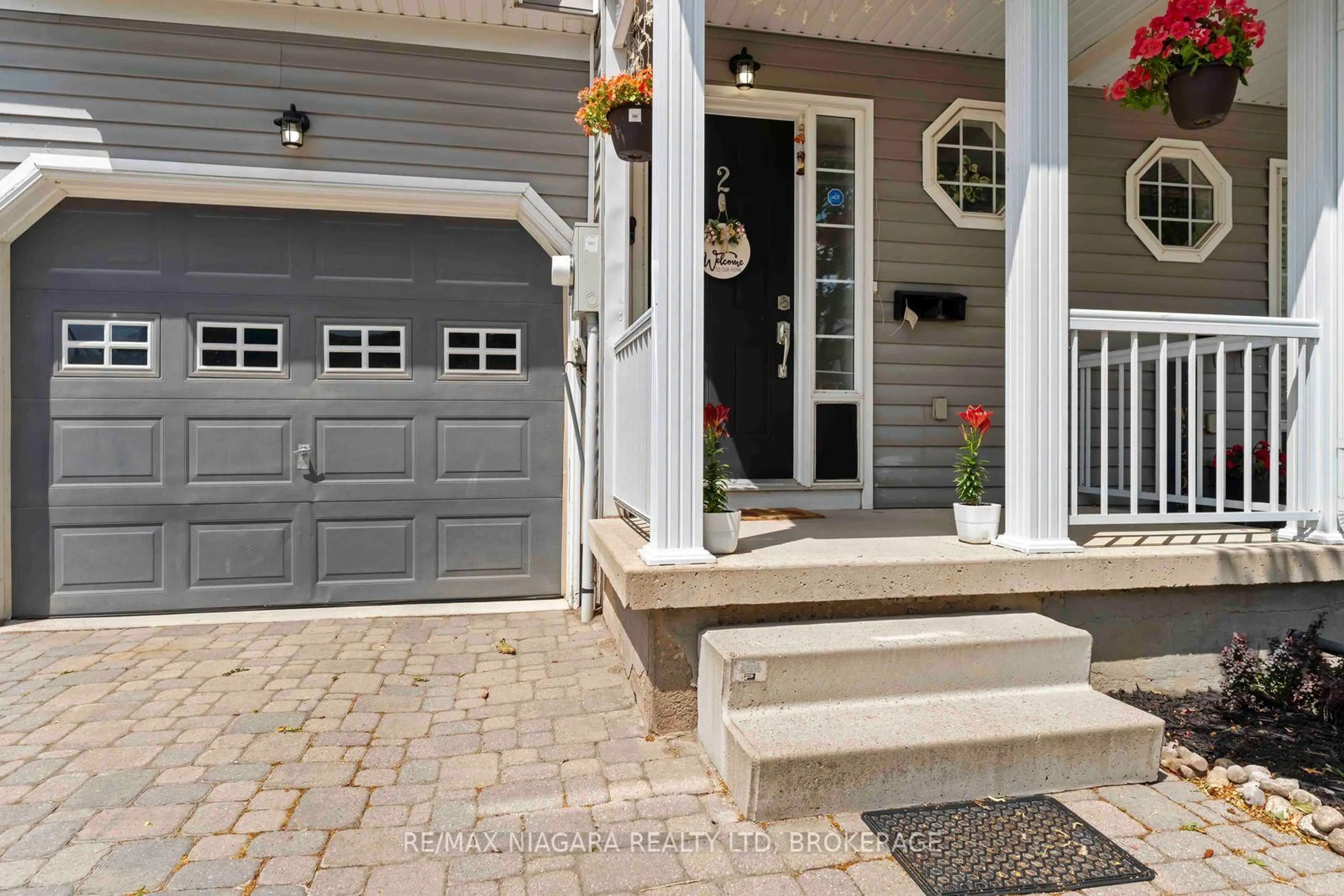 Unknown for 9 LAKESHORE Rd #2, St. Catharines Ontario L2N 2S7