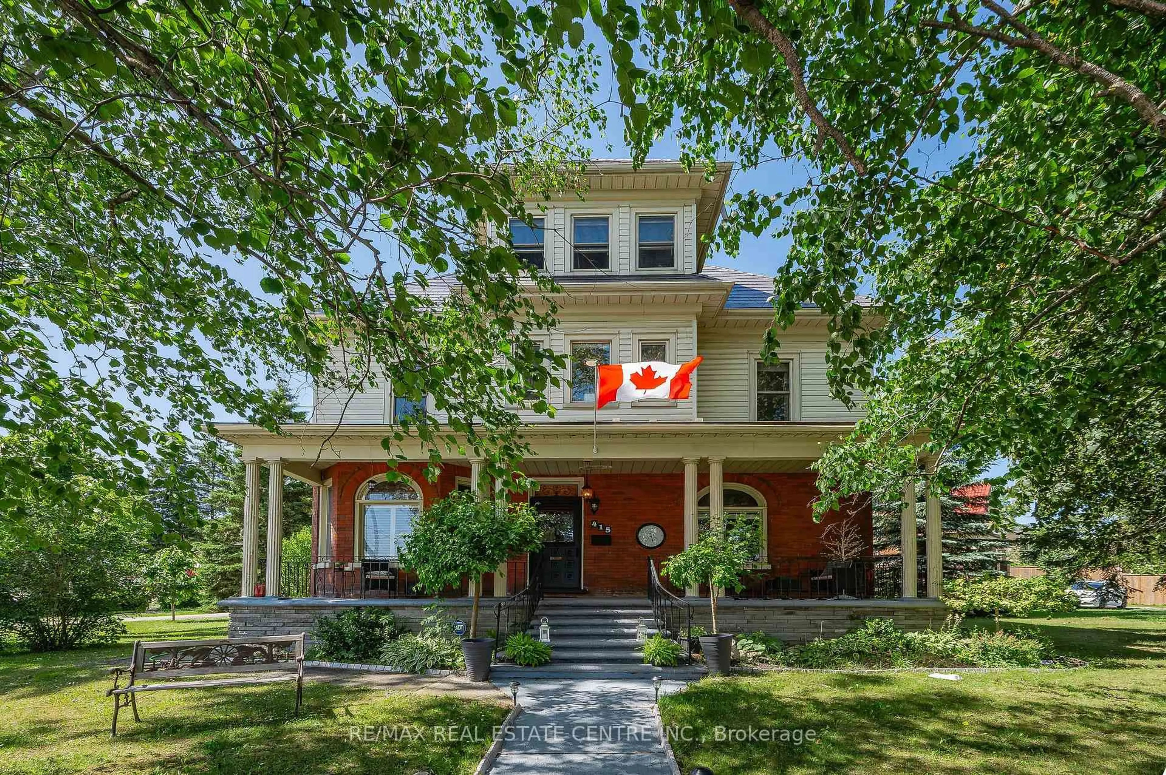 Unknown for 415 Wallace Ave Ave, North Perth Ontario N4W 1L5