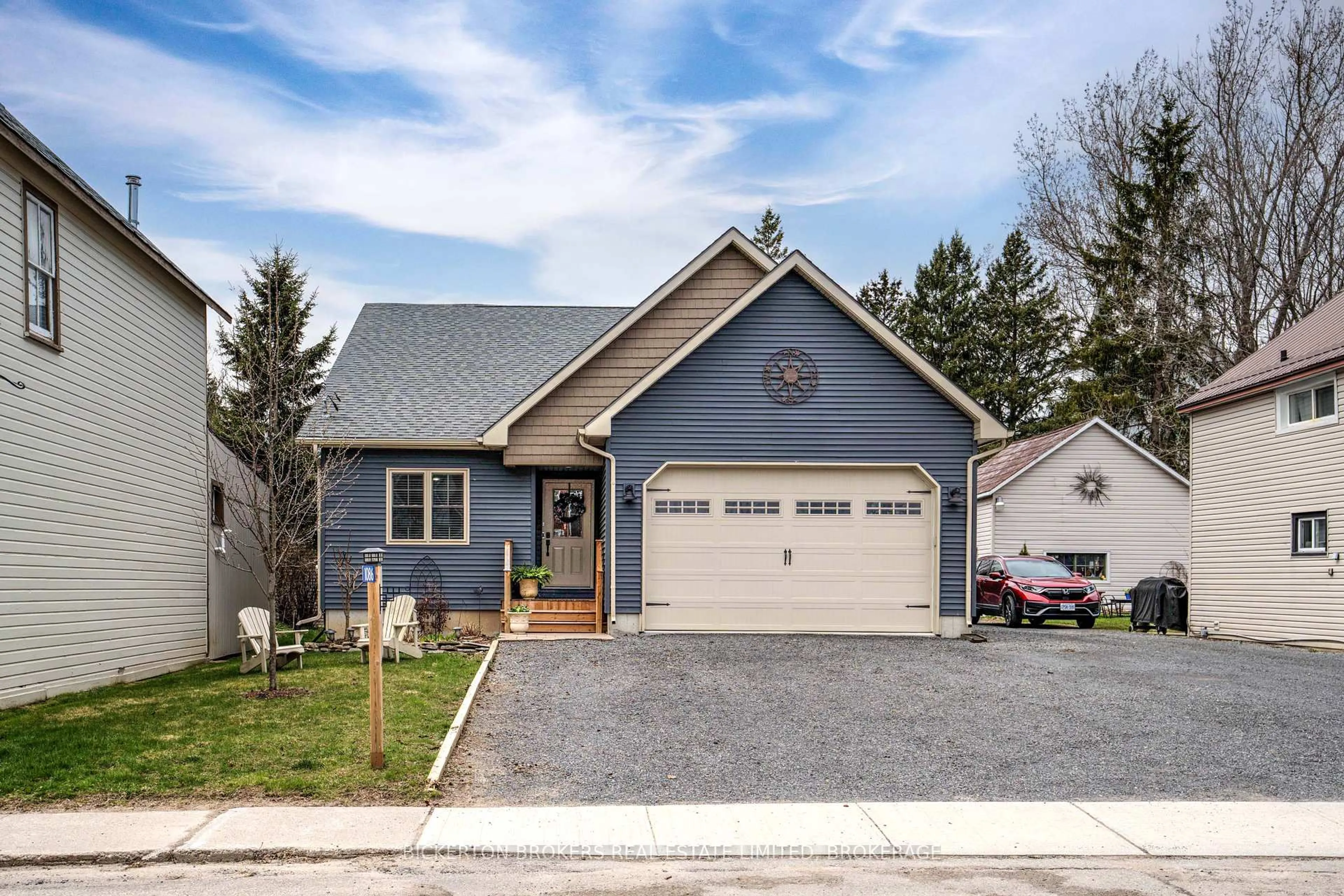 Home with vinyl exterior material, street for 1086 Prince St, Lansdowne Village Ontario K0E 1L0