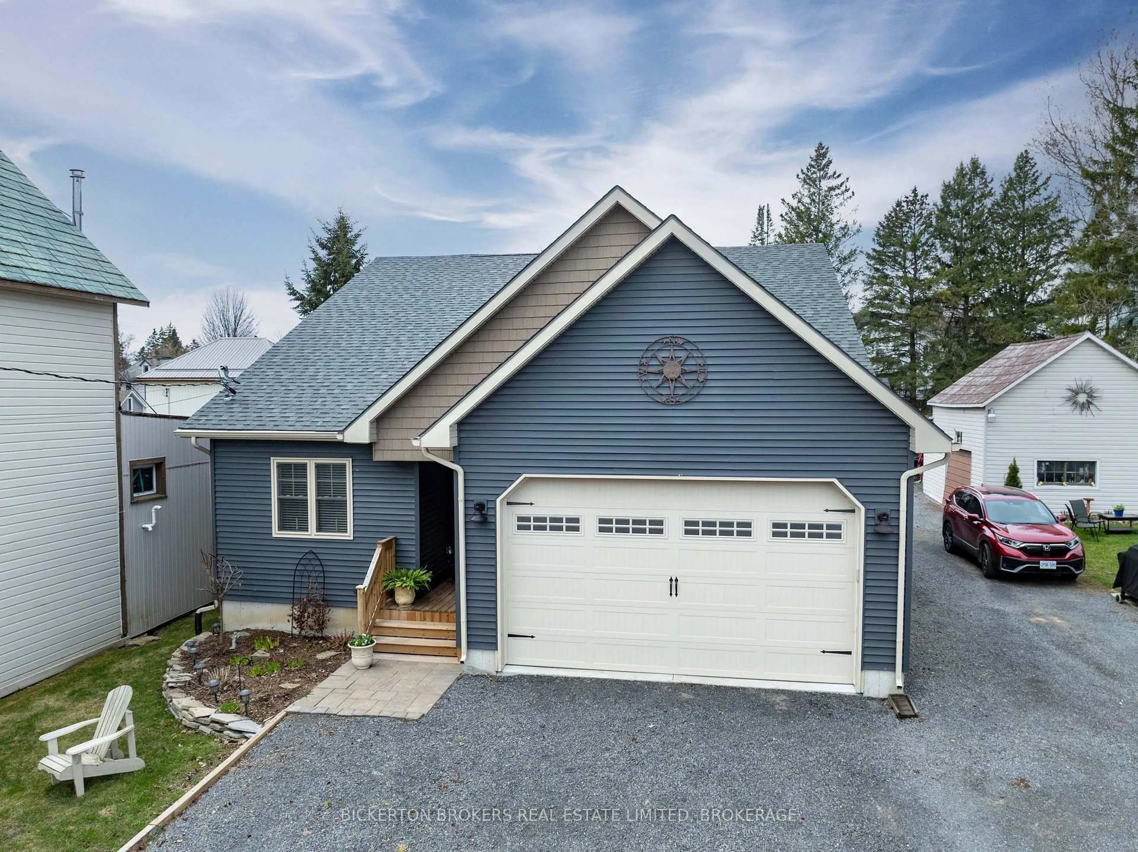 Home with vinyl exterior material, street for 1086 Prince St, Lansdowne Village Ontario K0E 1L0