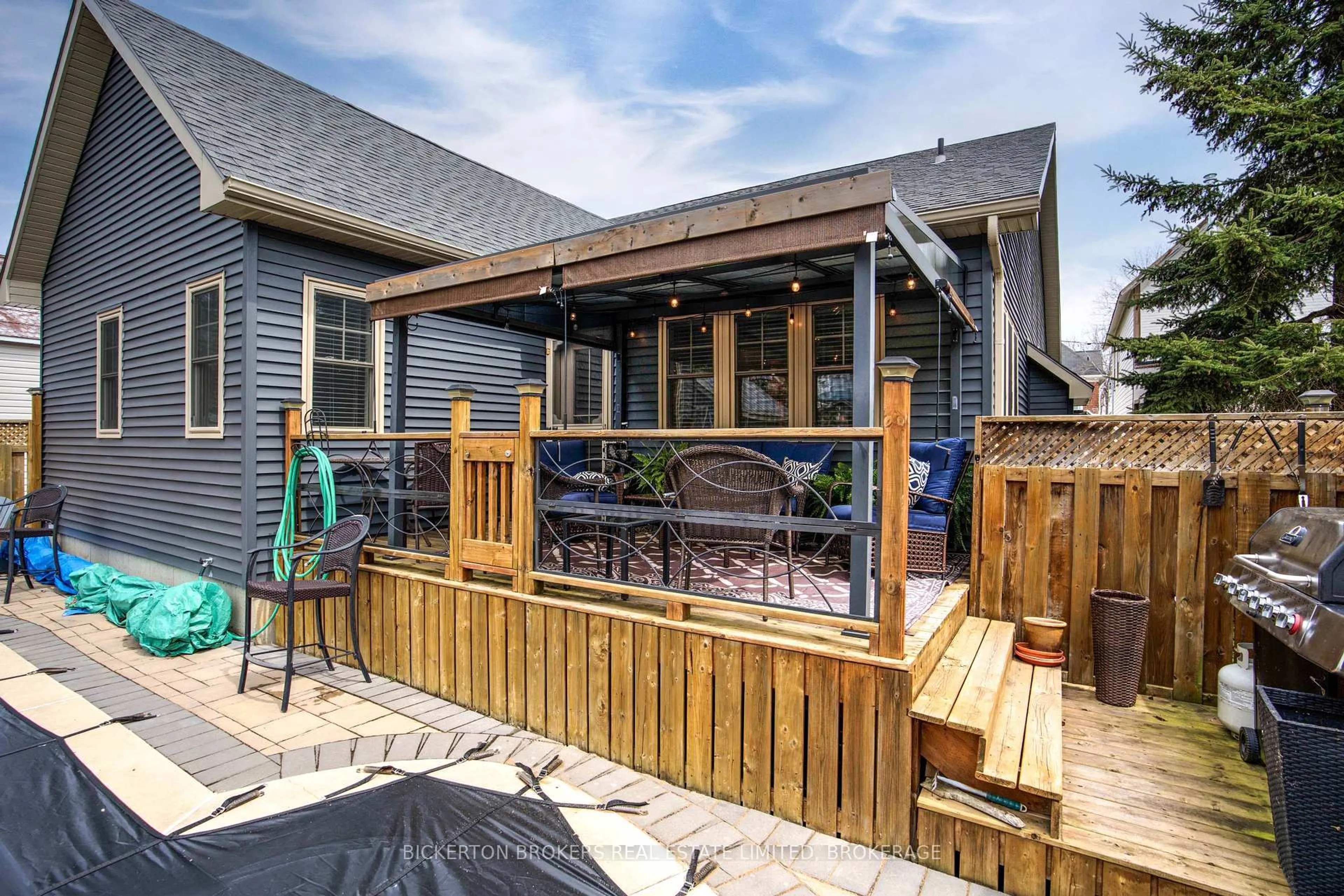 Patio, street for 1086 Prince St, Lansdowne Village Ontario K0E 1L0