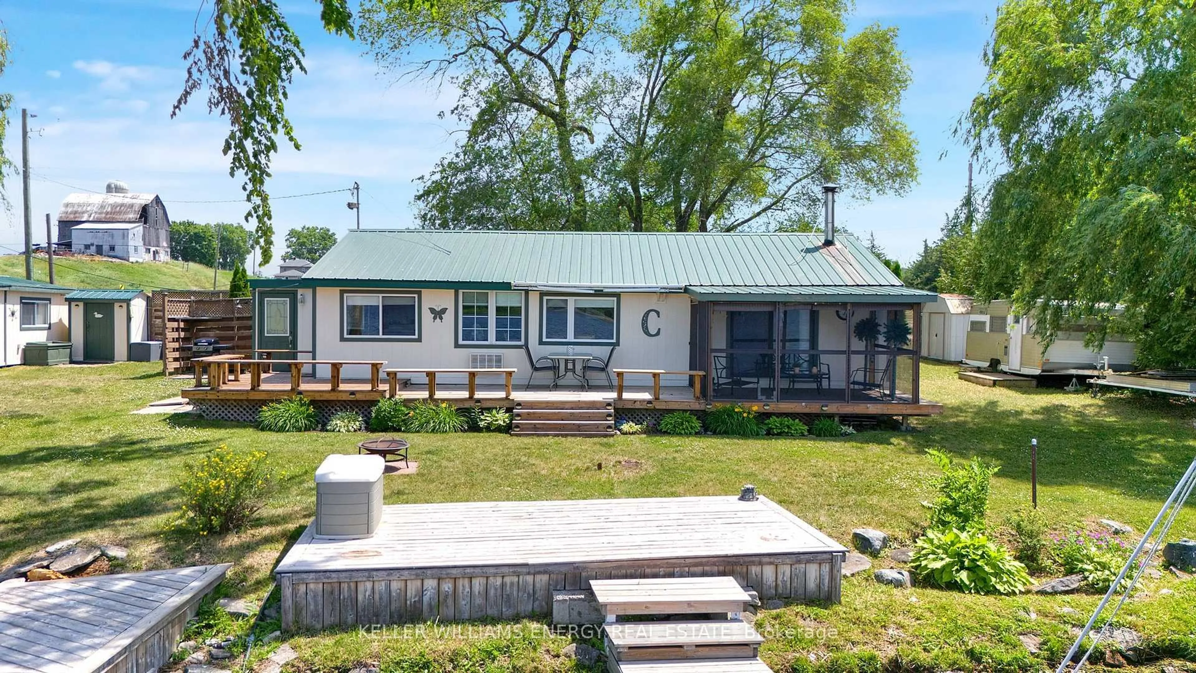 A pic from outside/outdoor area/front of a property/back of a property/a pic from drone, unknown for 490 Haigs Reach Rd, Trent Hills Ontario K0L 1L0