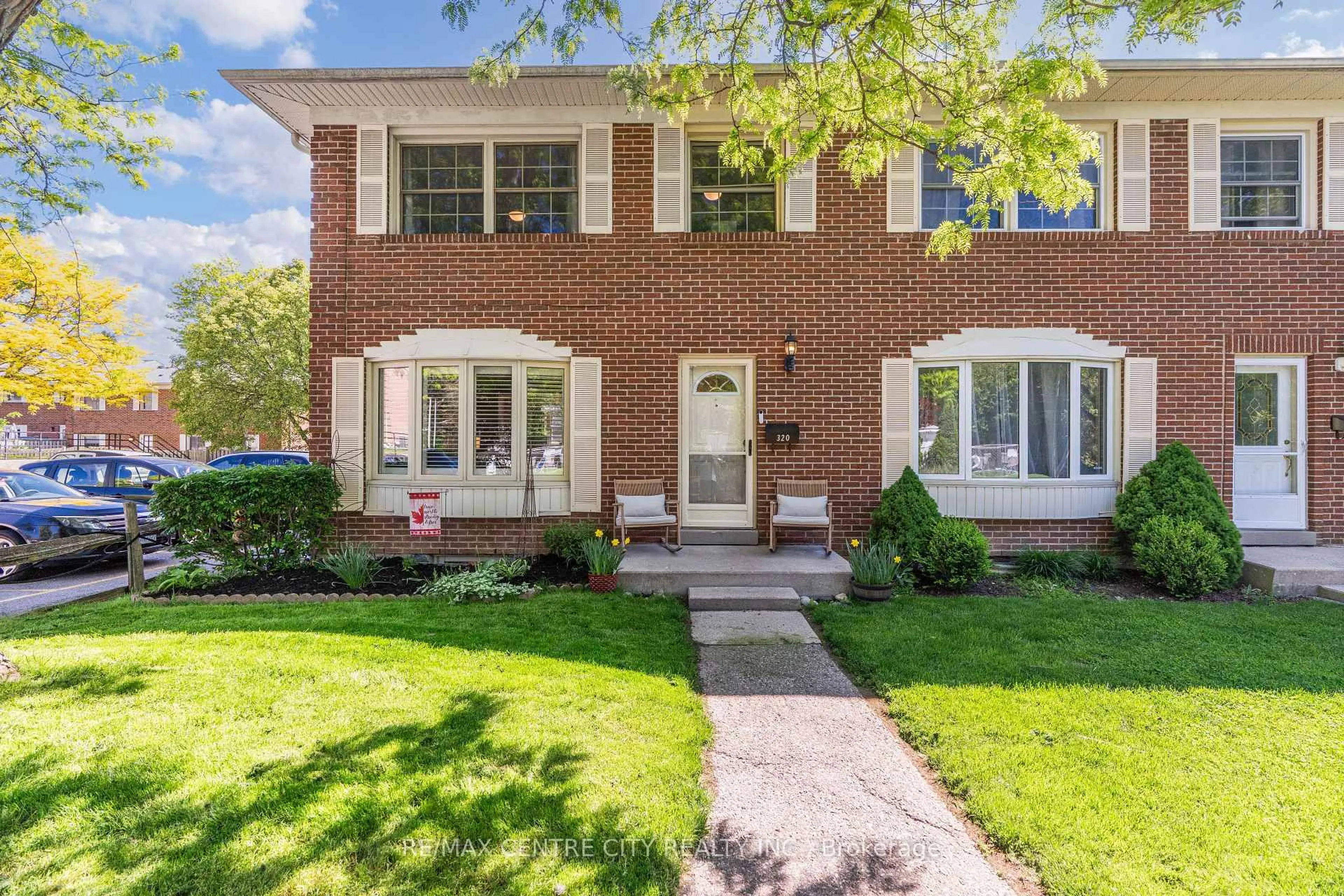 Home with brick exterior material, street for 320 Homestead Crt, London North Ontario N6G 2E9