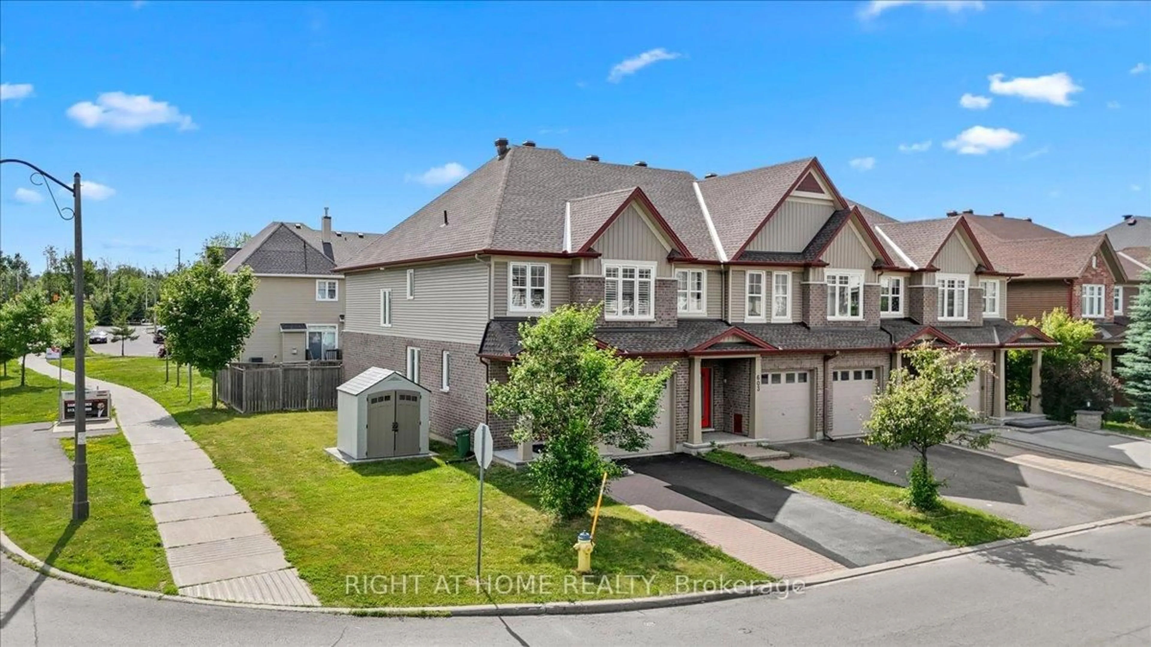 A pic from outside/outdoor area/front of a property/back of a property/a pic from drone, street for 601 WILLOWMERE Way, Ottawa Ontario K1T 0K2