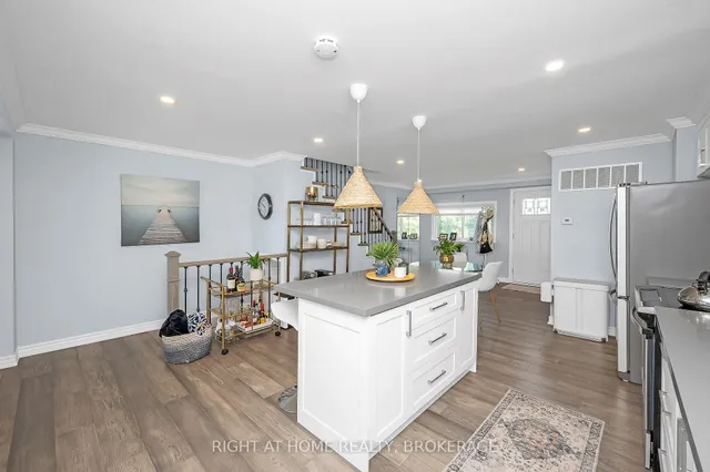 Additional image 35 of 74 Seabreeze Cres