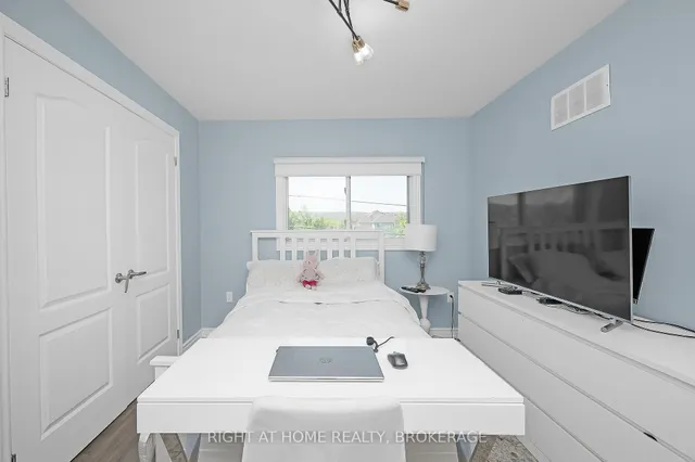 Additional image 24 of 74 Seabreeze Cres