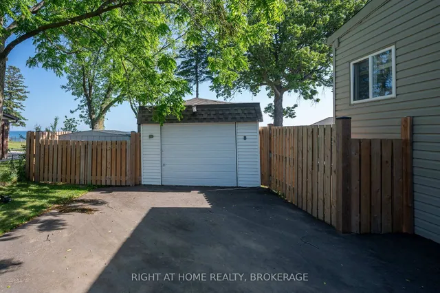 Additional image 13 of 74 Seabreeze Cres