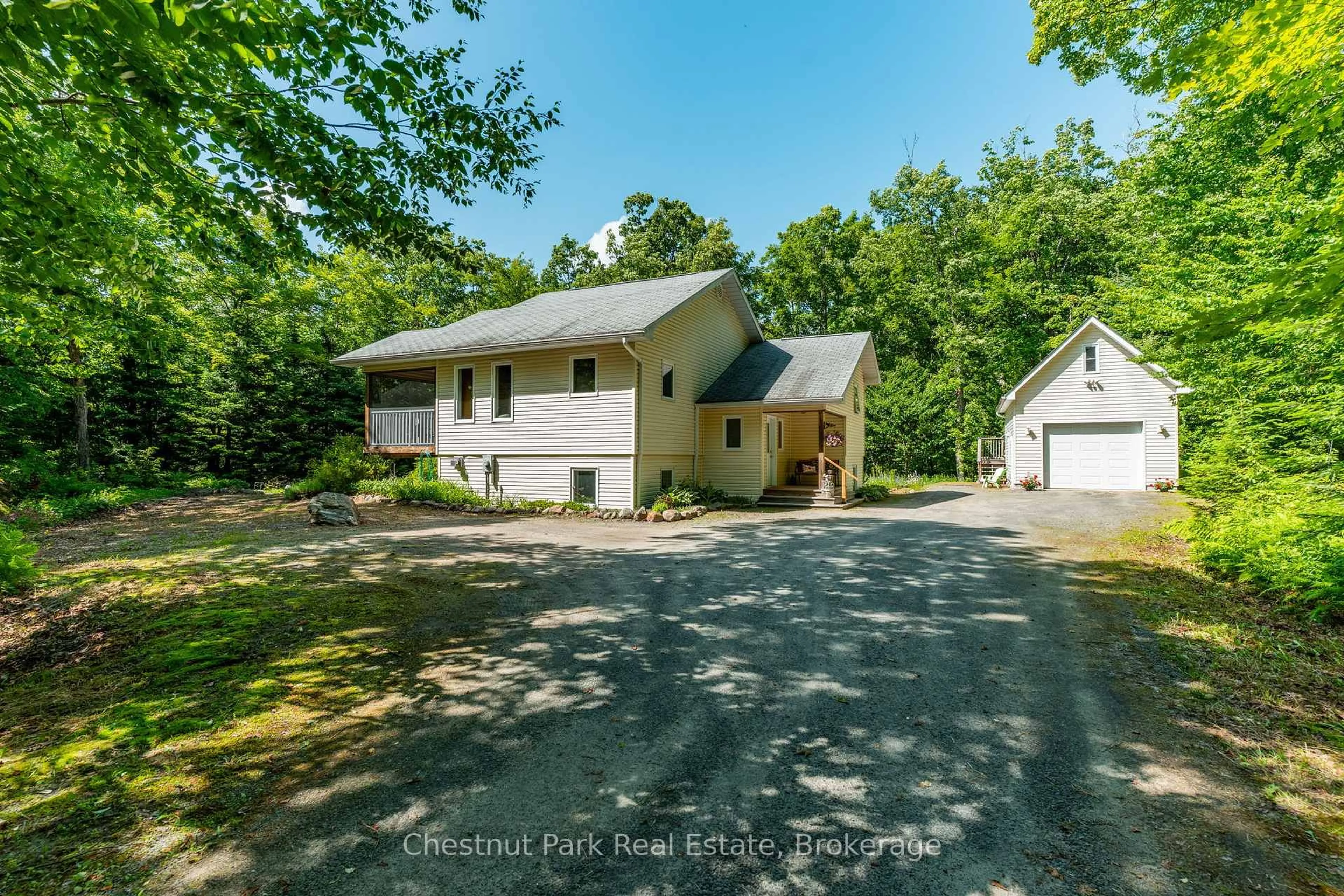 A pic from outside/outdoor area/front of a property/back of a property/a pic from drone, unknown for 1101 Harris Rd, Algonquin Highlands Ontario P0A 1H0