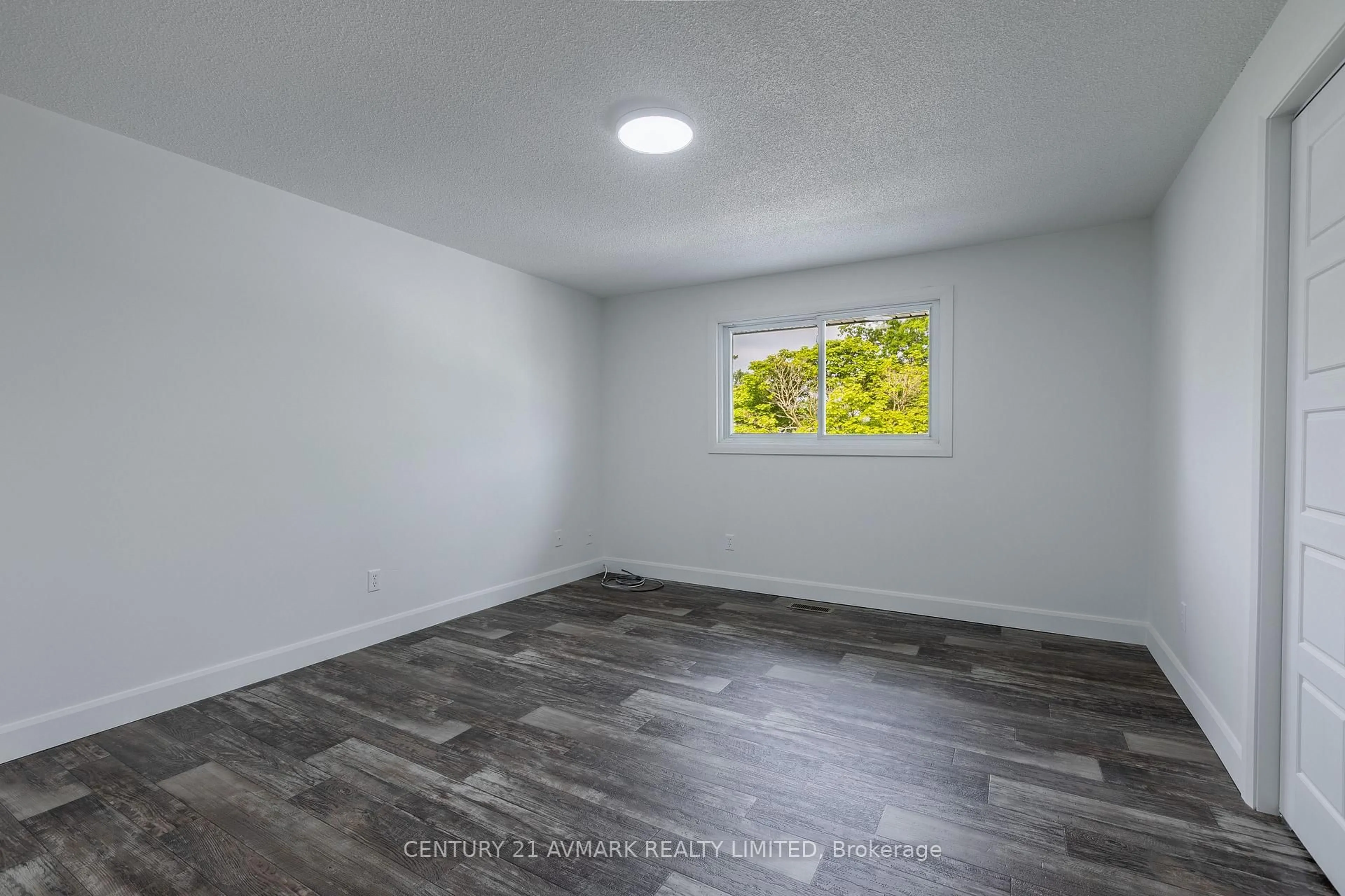 A pic of a room for 111 Northgate Dr, Welland Ontario L3C 5Y3