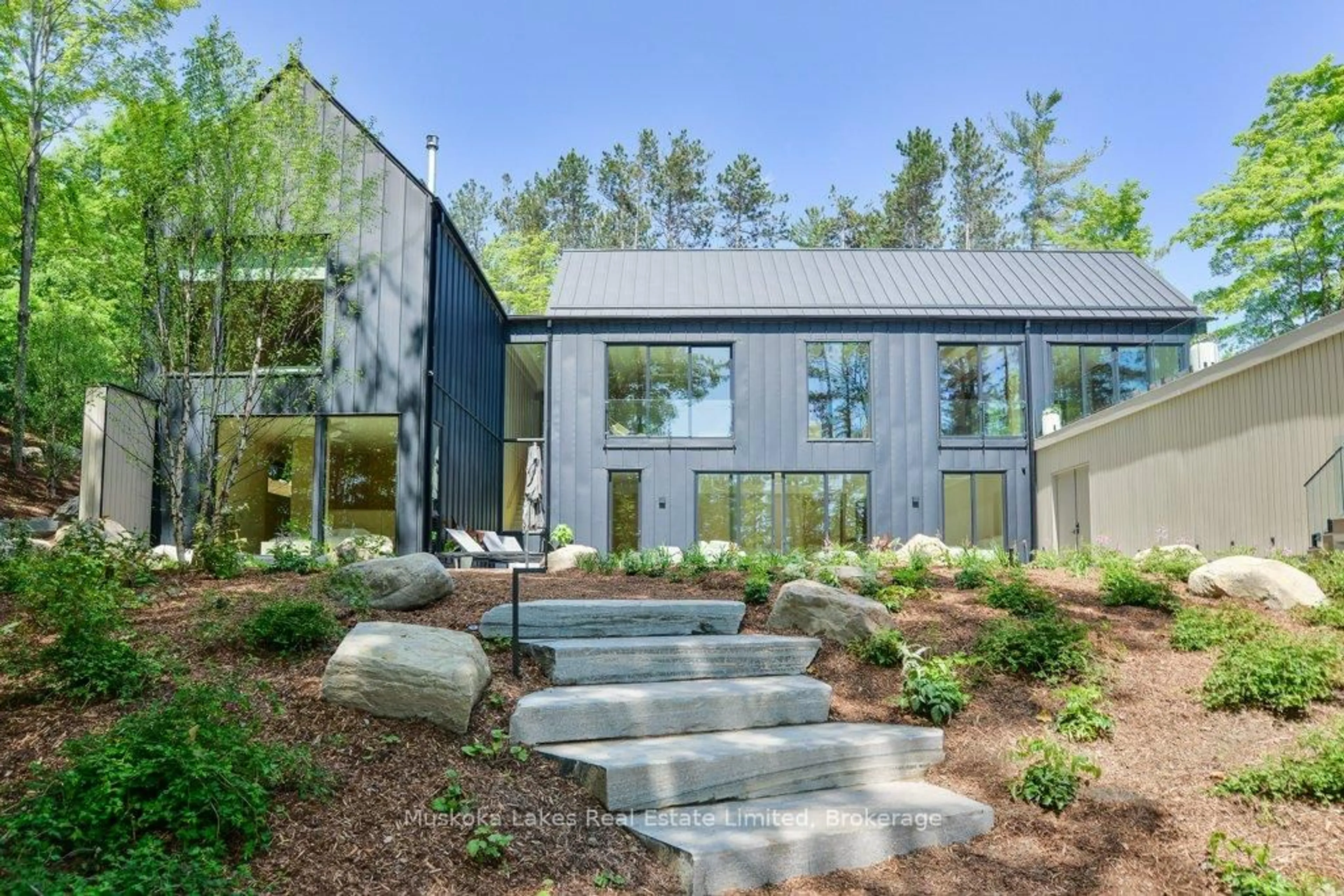 Home with brick exterior material, unknown for 1074 Woodington Rd #Unit 1, Muskoka Lakes Ontario P0B 1J0