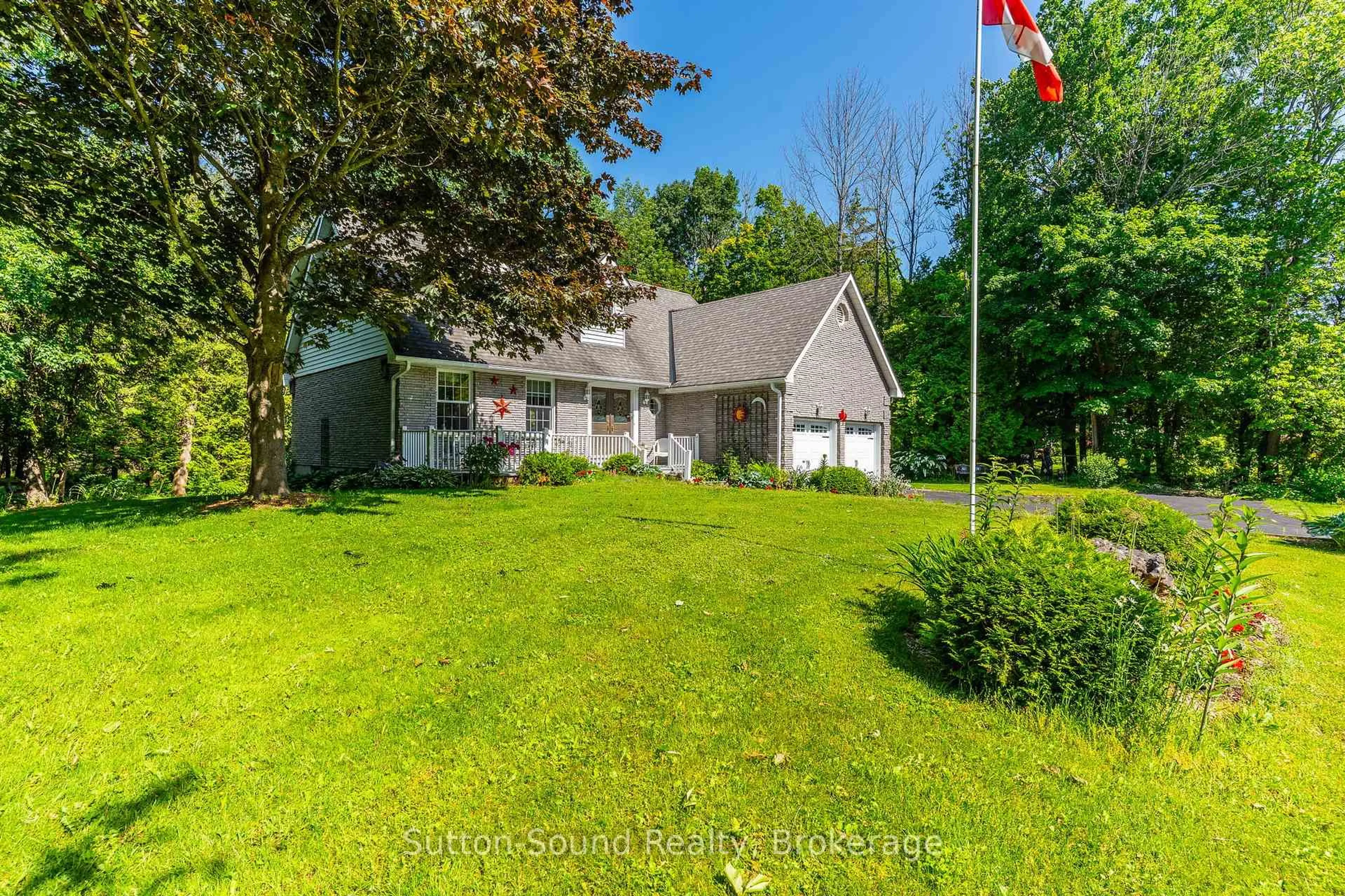 A pic from outside/outdoor area/front of a property/back of a property/a pic from drone, unknown for 168 Balmy Beach Rd, Georgian Bluffs Ontario N4K 5N4