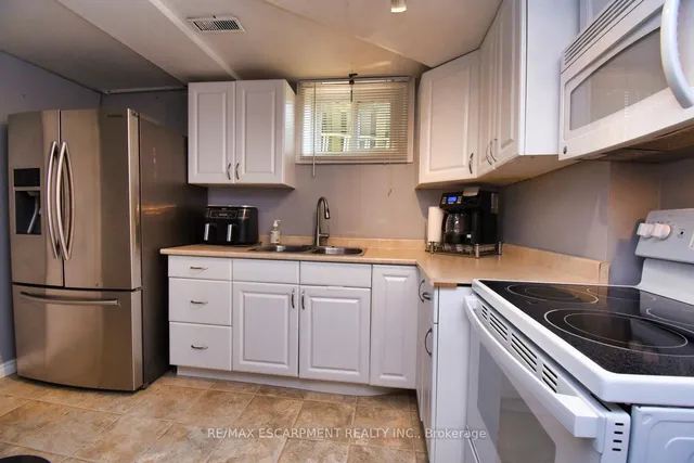 Additional property image - 59 Yorkdale Cres
