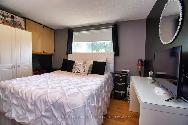 Additional property image - 59 Yorkdale Cres