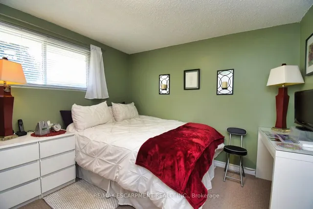 Additional property image - 59 Yorkdale Cres