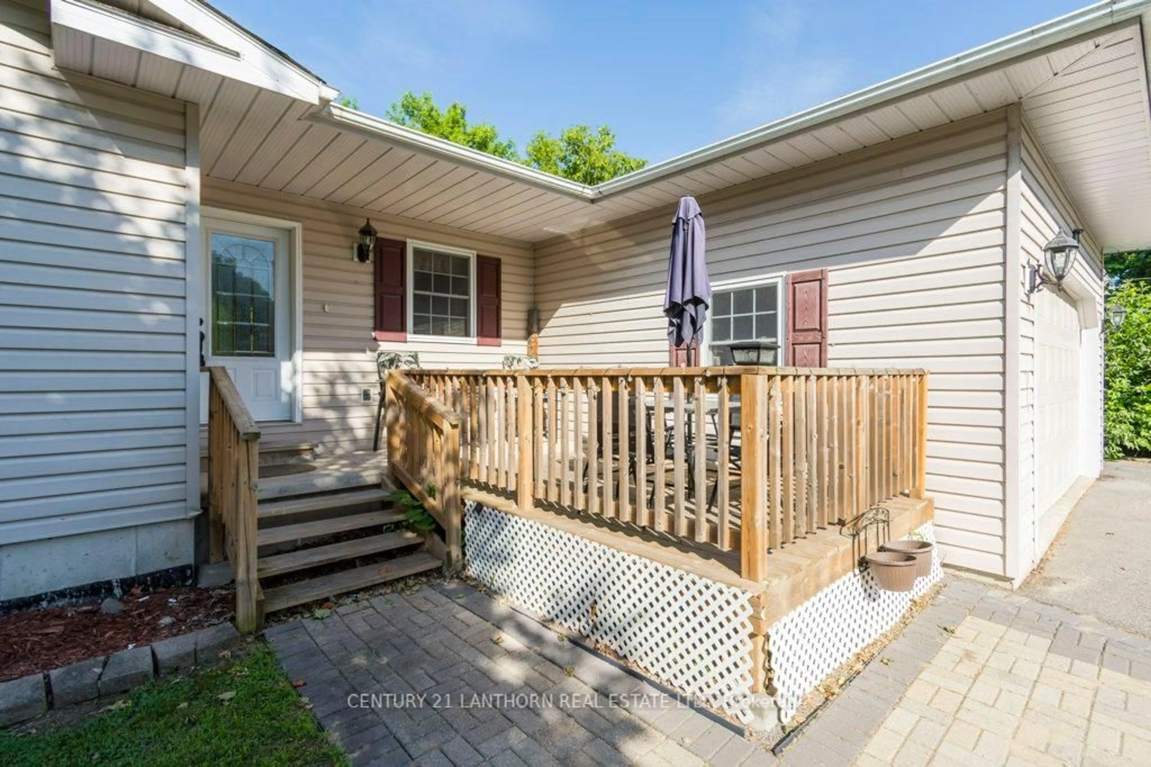 Home with vinyl exterior material, street for 27 Bursthall St, Limoges Ontario K0K 2M0