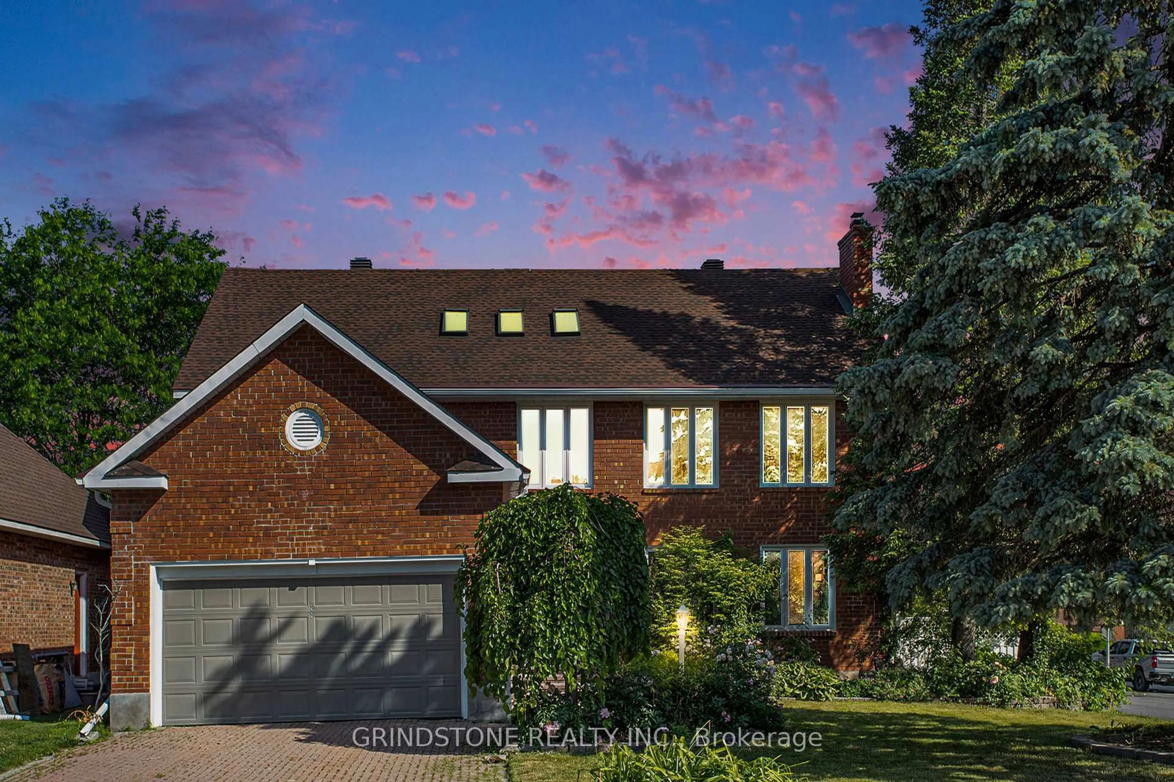 Home with brick exterior material, street for 32 Paula Cres, Ottawa Ontario K2H 9A4