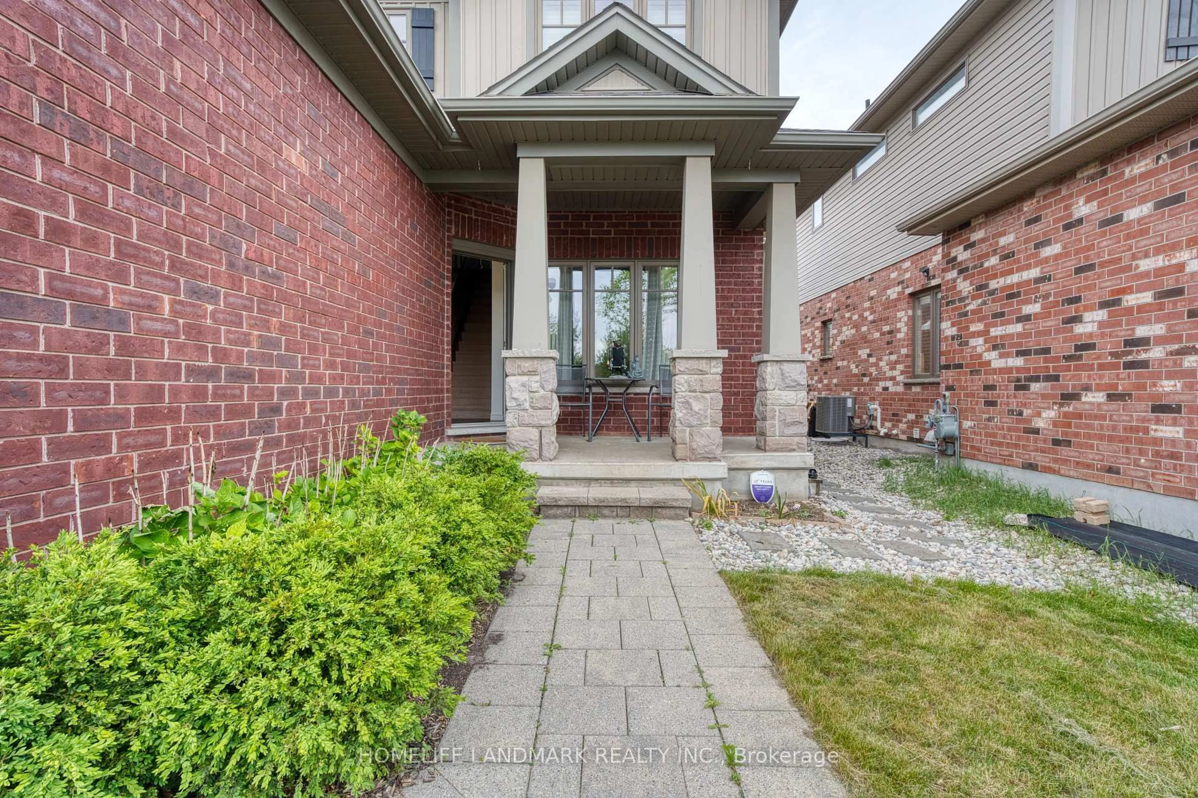 Home with brick exterior material, street for 512 Skyline Ave, London North Ontario N5X 4B3