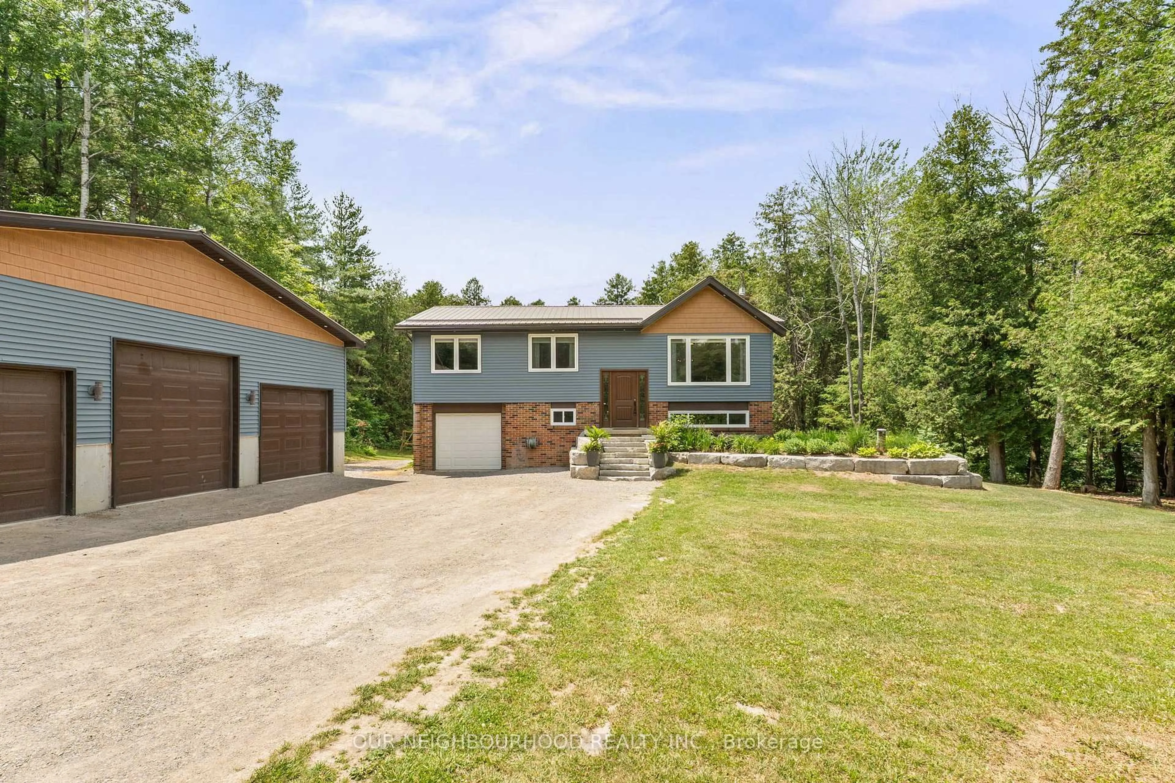 A pic from outside/outdoor area/front of a property/back of a property/a pic from drone, street for 52 Summer Lane, Trent Hills Ontario K0K 3K0