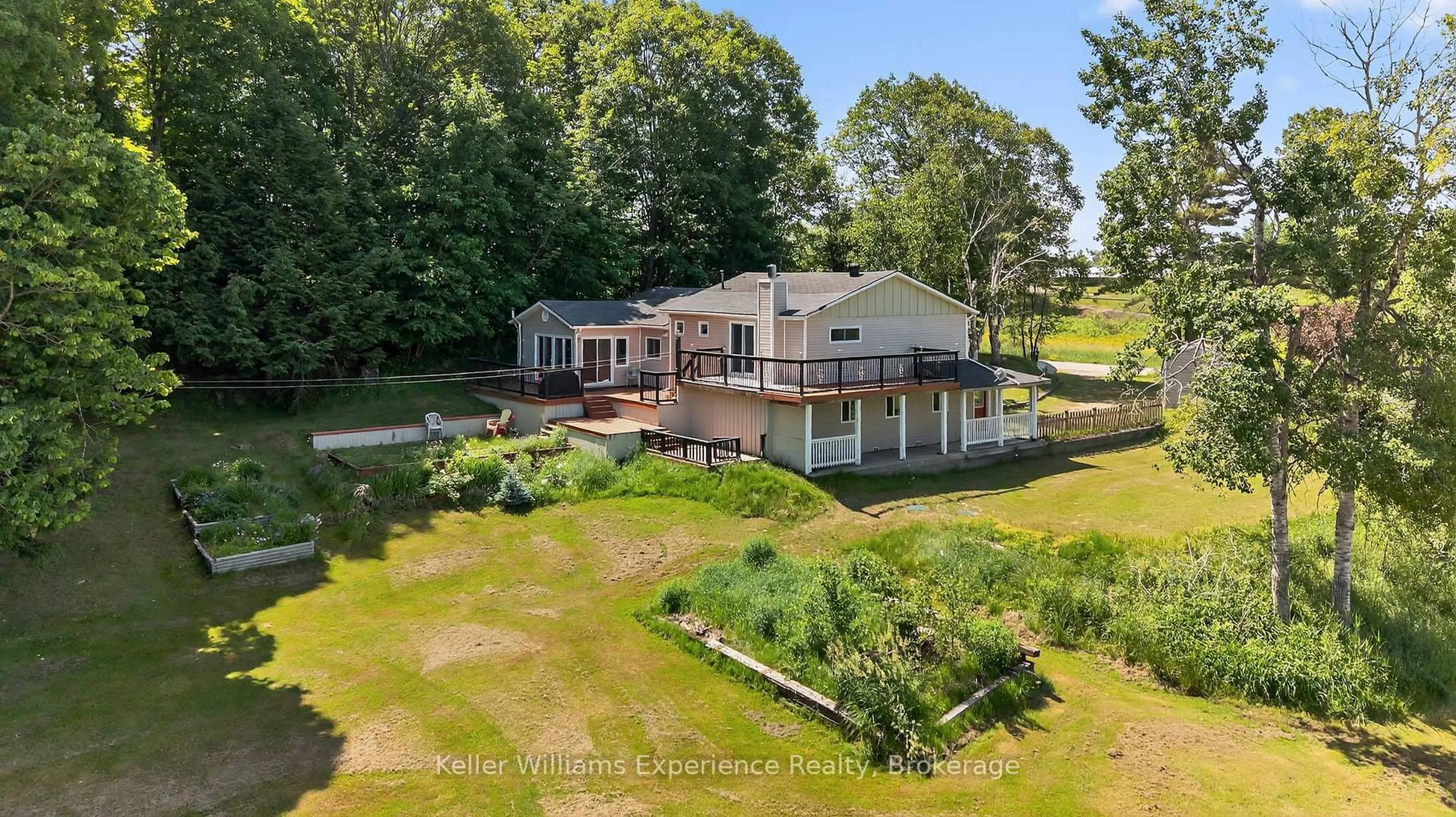 A pic from outside/outdoor area/front of a property/back of a property/a pic from drone, water/lake/river/ocean view for 1236 Golden Beach Rd, Bracebridge Ontario P1L 1W8