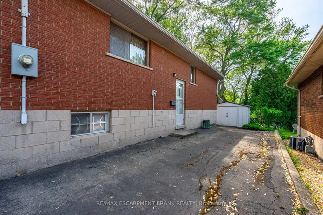 Additional property image - 218 BOWMAN St