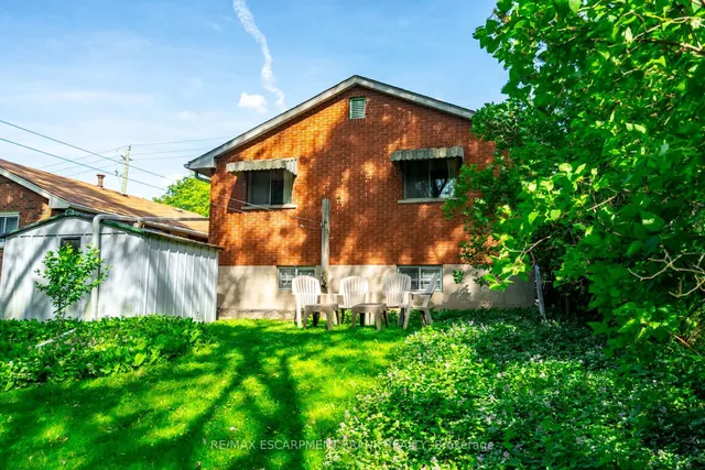 Additional property image - 218 BOWMAN St