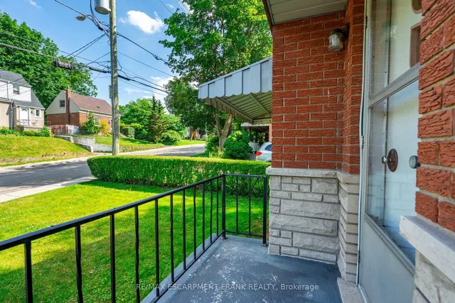 Additional property image - 218 BOWMAN St