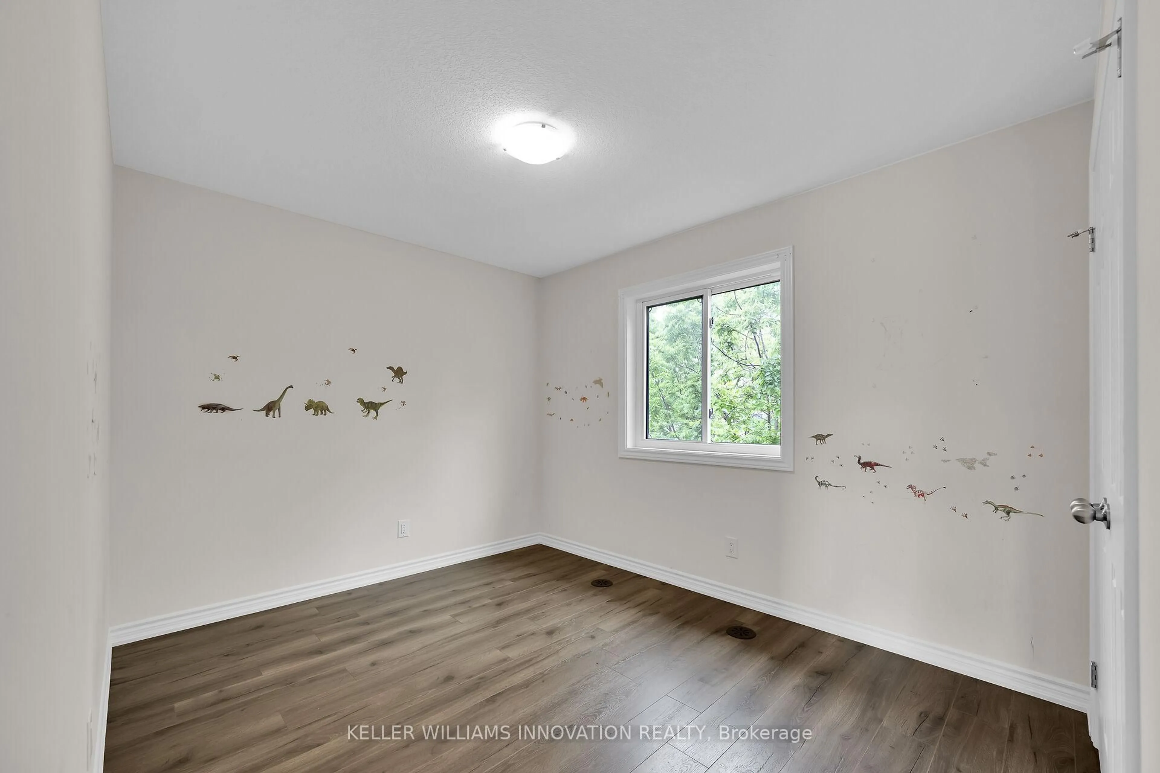 A pic of a room for 164 Heiman St #3, Kitchener Ontario N2M 3L9