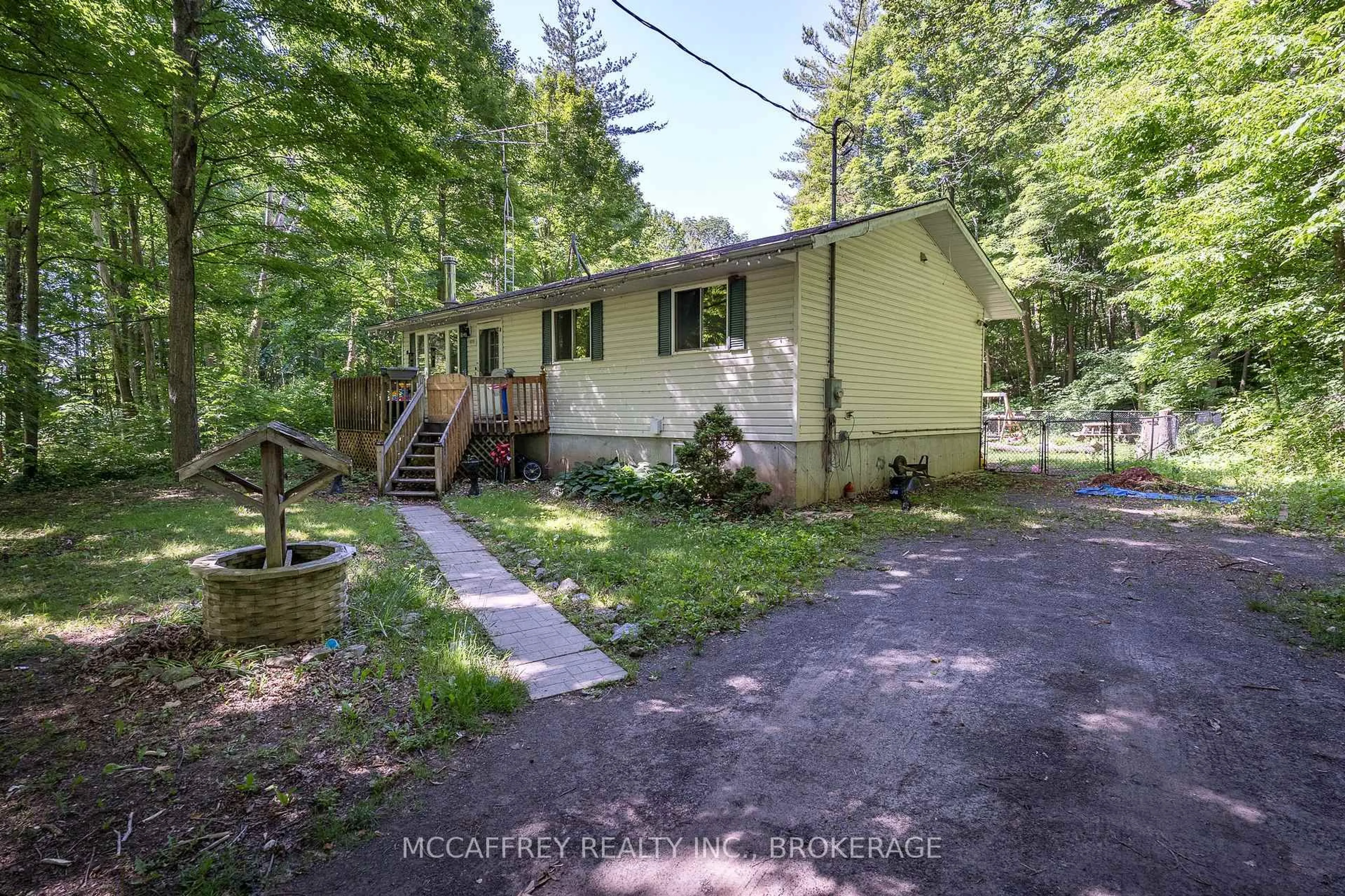 A pic from outside/outdoor area/front of a property/back of a property/a pic from drone, unknown for 1670 Pine Grove Rd, Greater Napanee Ontario K0K 2W0