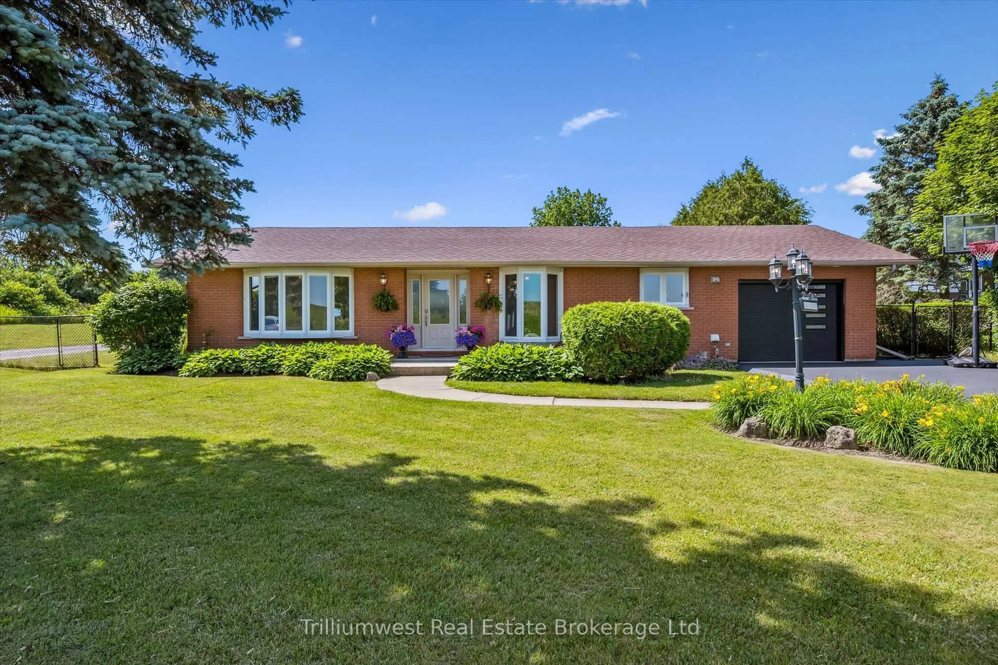 Home with brick exterior material, street for 6911 Wellington Rd 34 Rd, Puslinch Ontario N3C 2V4