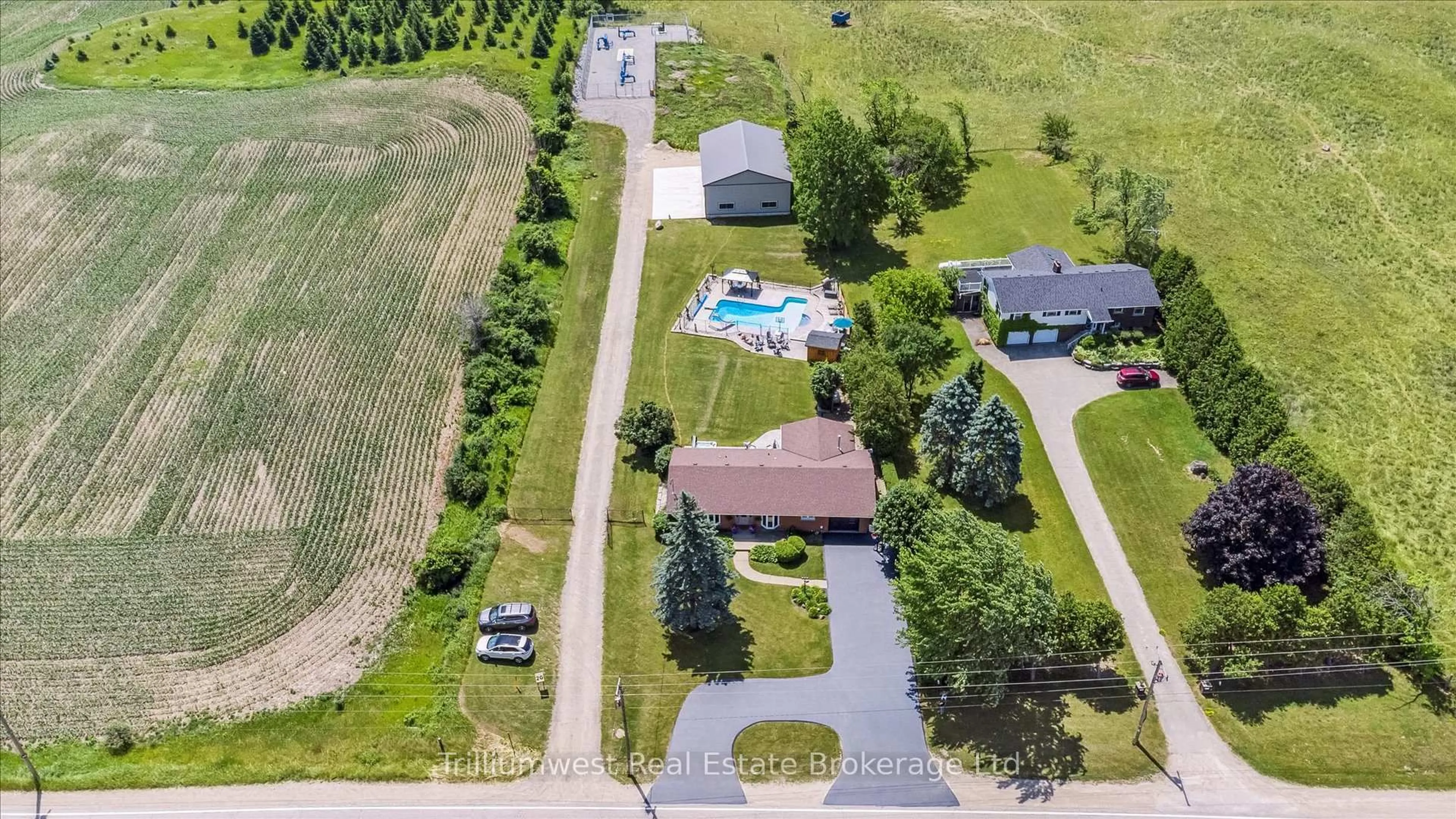 A pic from outside/outdoor area/front of a property/back of a property/a pic from drone, street for 6911 Wellington Rd 34 Rd, Puslinch Ontario N3C 2V4